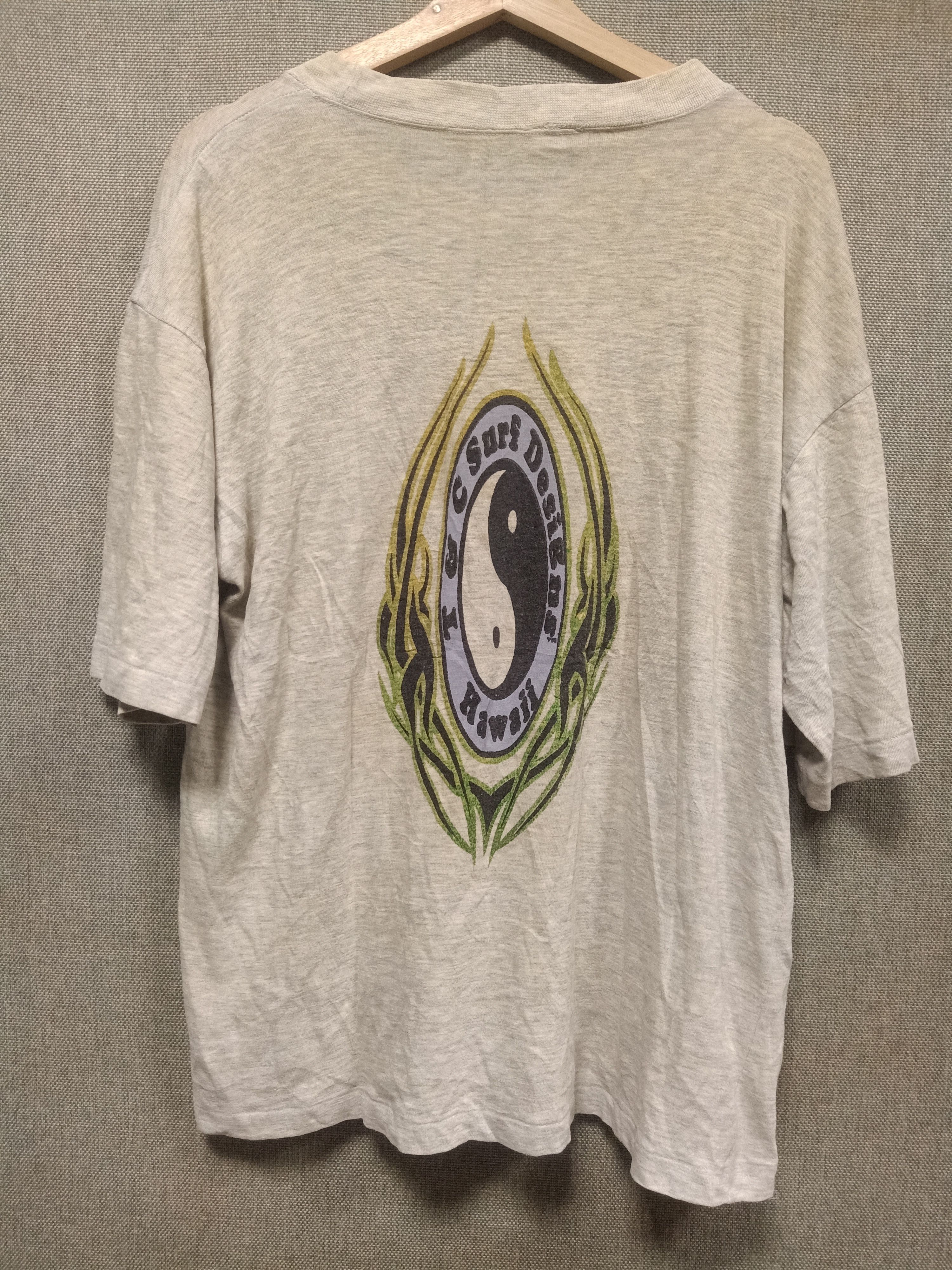 Vintage vintage 90s t shirt t & c surf made in usa Size US L / EU 52-54 / 3 - 1 Thumbnail
