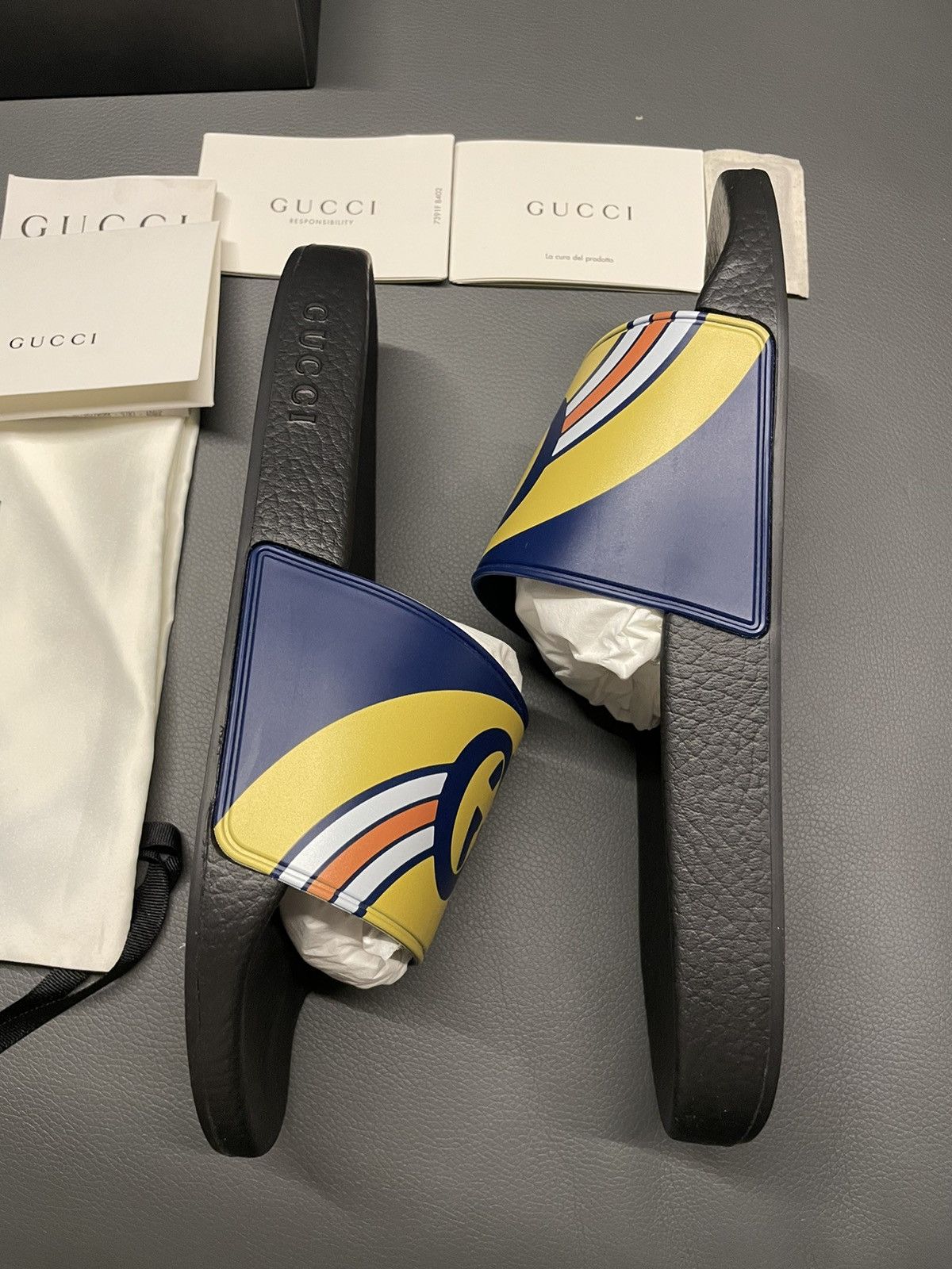Gucci Iconic Runway Rare Gucci Logo Slides Sandal Slip on Shoes Size US 9.5 / EU 42-43 - 16 Thumbnail