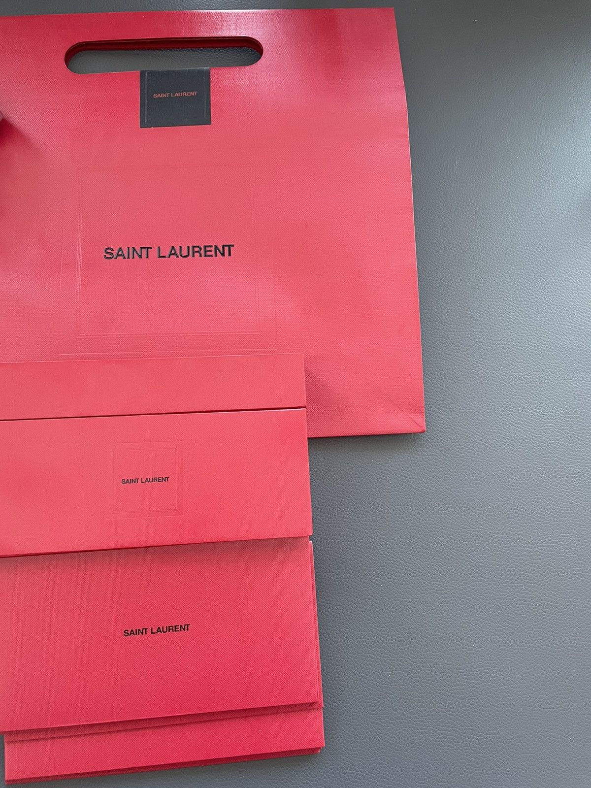 Hedi Slimane × Saint Laurent Paris × Yves Saint Laurent Super Rare Not-for-sale VIP Gift: Limited Edition Logo Set Size ONE SIZE - 20 Thumbnail