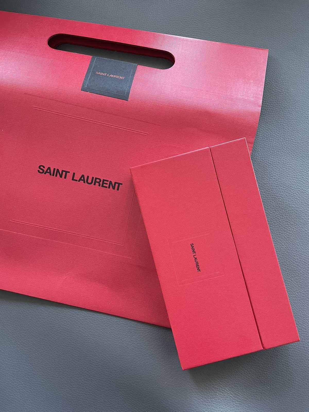 Hedi Slimane × Saint Laurent Paris × Yves Saint Laurent Super Rare Not-for-sale VIP Gift: Limited Edition Logo Set Size ONE SIZE - 10 Thumbnail
