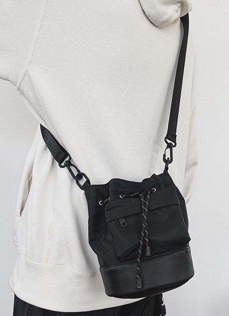 Japanese Brand Fashion y2k casual crossbody pouch bag Size ONE SIZE - 1 Thumbnail