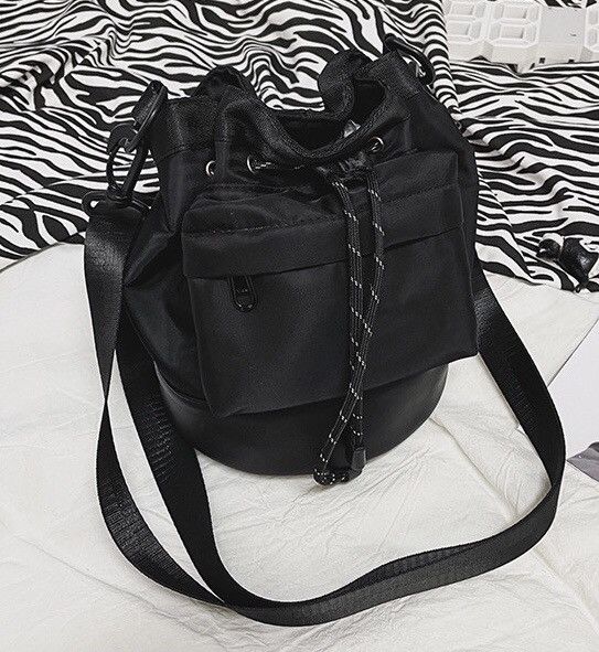 Japanese Brand Fashion y2k casual crossbody pouch bag Size ONE SIZE - 4 Thumbnail