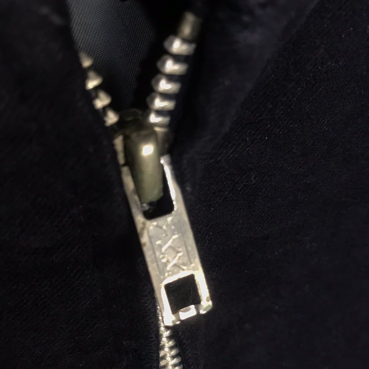 Japanese Brand × Jun Takahashi Jun collegian velvet bomber designed by young men Size US M / EU 48-50 / 2 - 4 Thumbnail