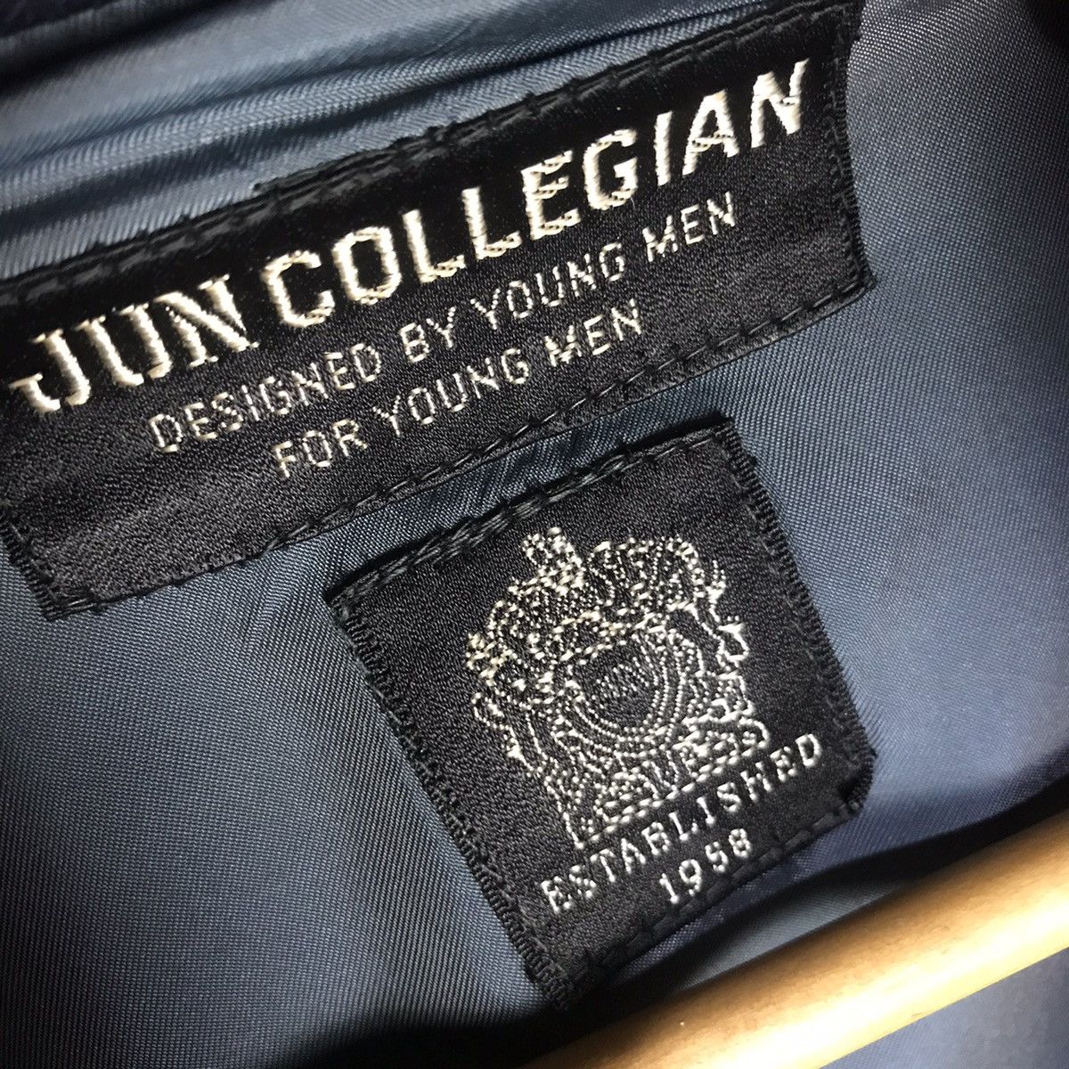 Japanese Brand × Jun Takahashi Jun collegian velvet bomber designed by young men Size US M / EU 48-50 / 2 - 5 Thumbnail