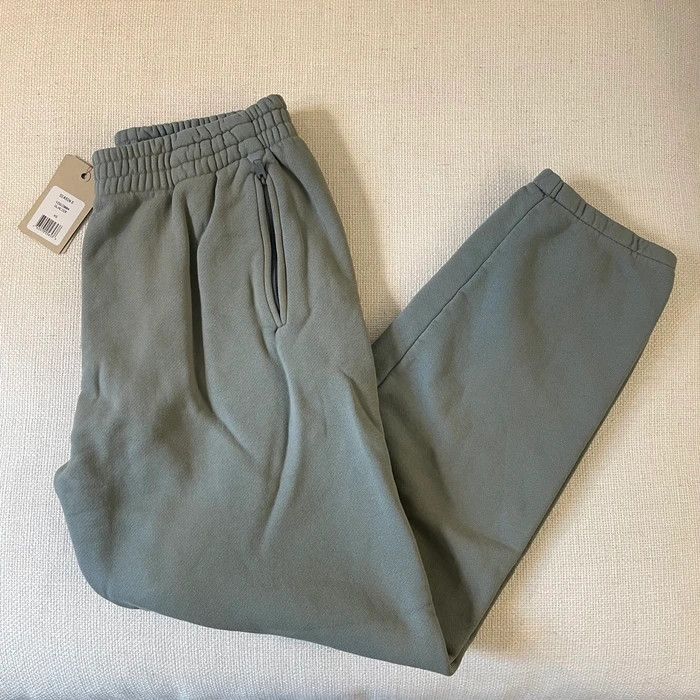 Yeezy Yeezy season glacier sweatpants Size M Size US 32 / EU 48 - 1 Thumbnail