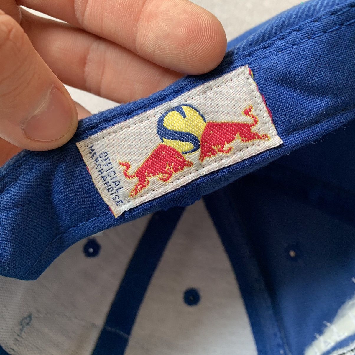 Formula 1 Vintage 90’s Red Bull SAUBER PETRONAS Cap Size ONE SIZE - 20 Thumbnail