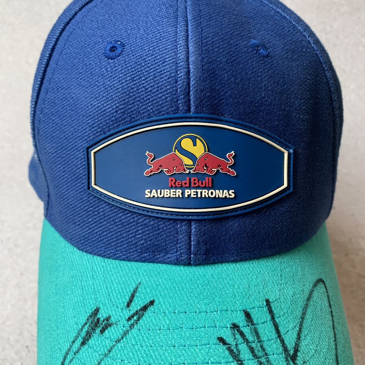 Formula 1 Vintage 90’s Red Bull SAUBER PETRONAS Cap Size ONE SIZE - 14 Thumbnail