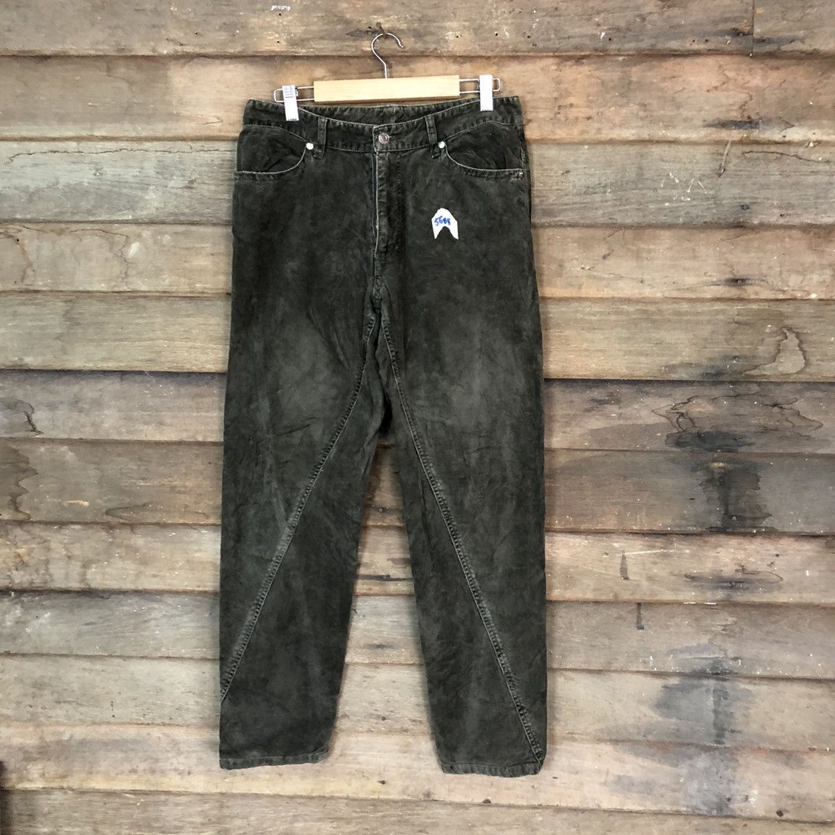 Japanese Brand Interavupo Green Conduroy streetwear vintage Pants #5688 Size US 29 - 1 Thumbnail