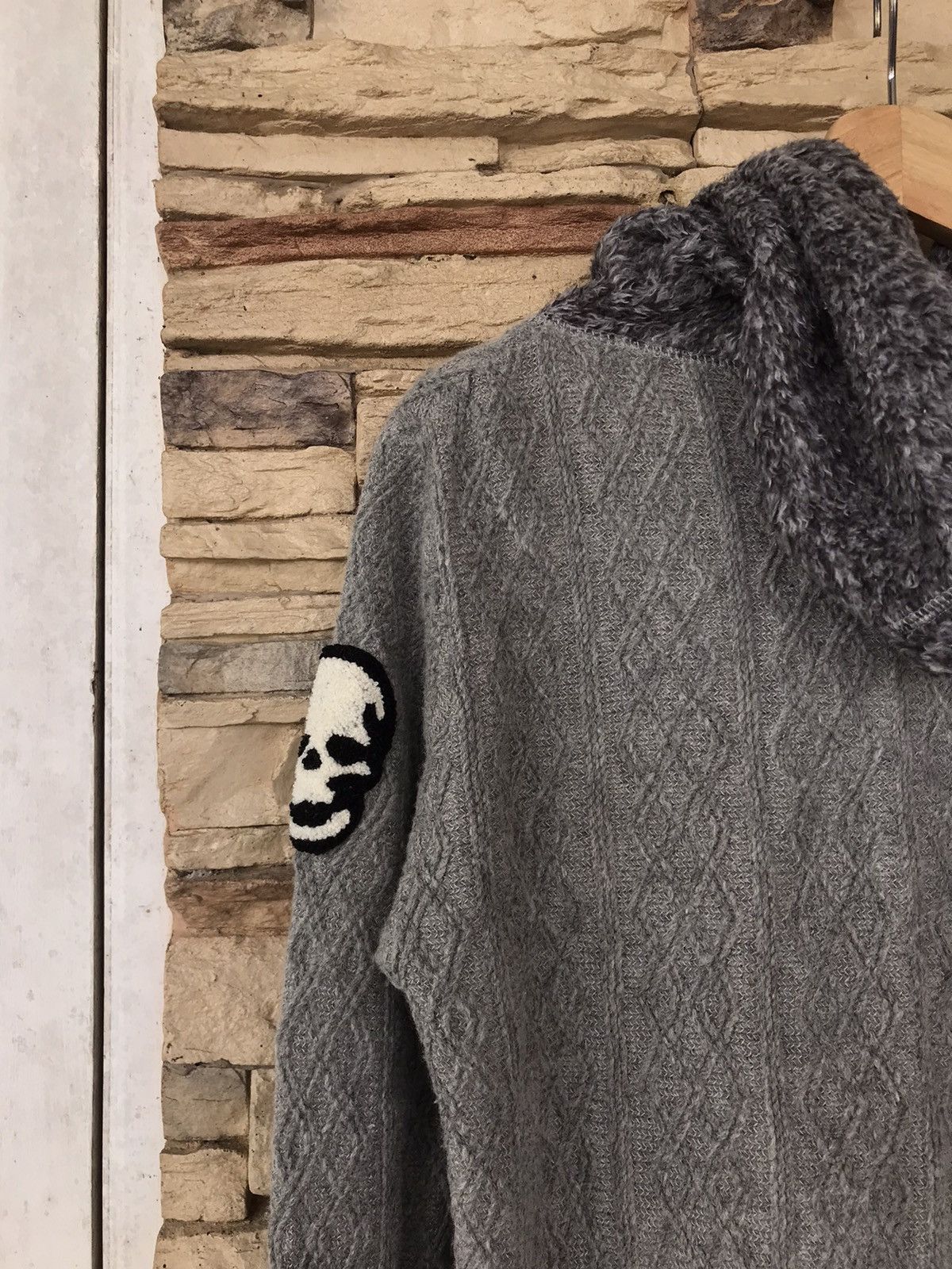 Japanese Brand Vintage Stud Cardigan Hoodies Patches Skulls Size US M / EU 48-50 / 2 - 9 Thumbnail