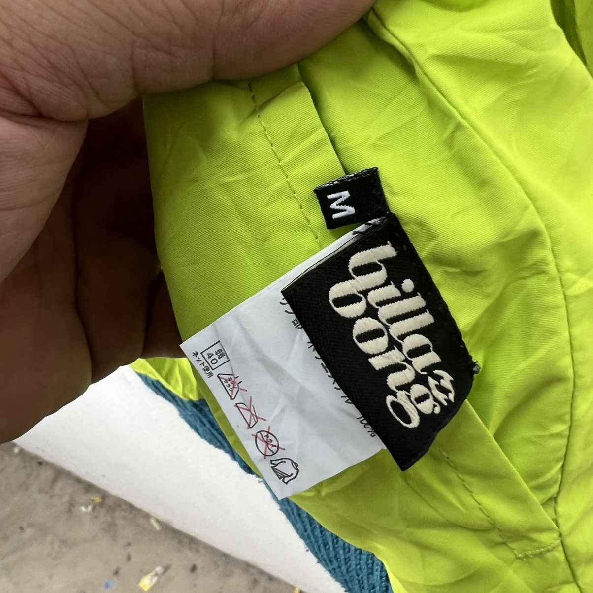 Japanese Brand VINTAGE REVERSIBLE JACKET HOODIE BILLABONG Size US M / EU 48-50 / 2 - 11 Thumbnail
