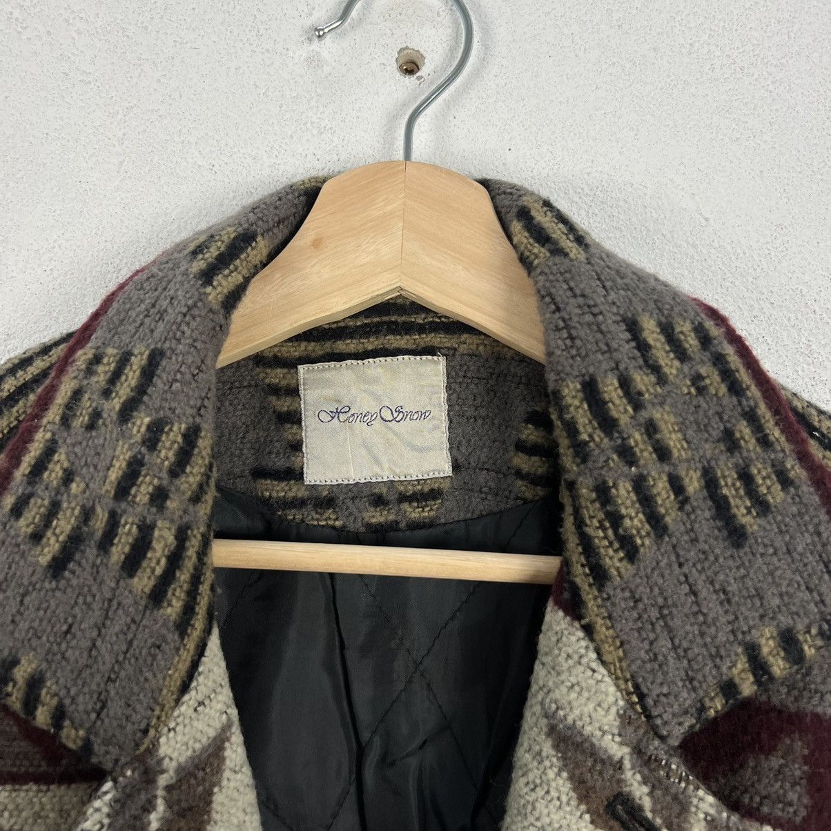VINTAGE HOMEY SNOW WOOL JACKET NAVAJO STYLE DESIGN PRINTED