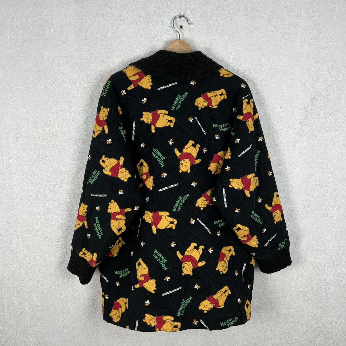 Disney VINTAGE ERNY WALT DISNEY COMPANY POOH FULL PRINT JACKET Size US L / EU 52-54 / 3 - 9 Thumbnail