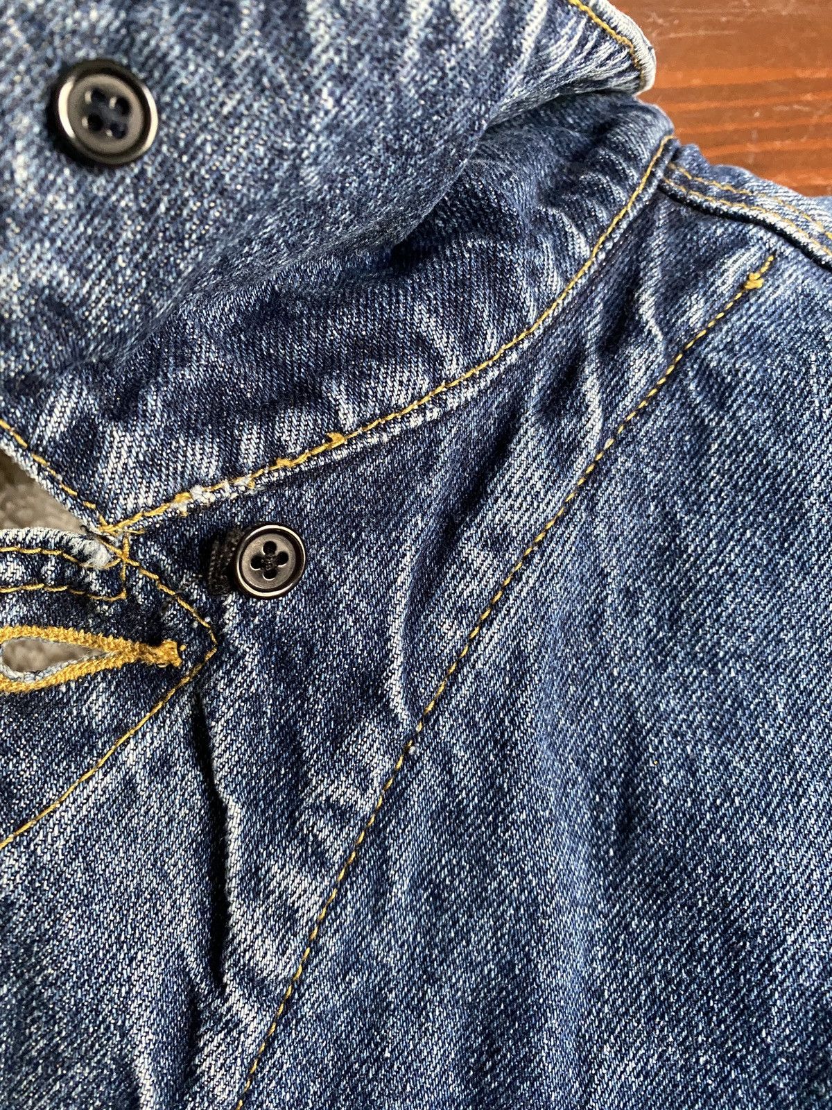 Vintage Vintage 90’s Lee Deep Pile Fleece Lined Denim Jean Jacket Size US XL / EU 56 / 4 - 8 Thumbnail