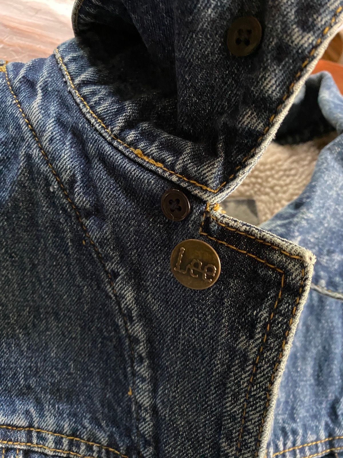 Vintage Vintage 90’s Lee Deep Pile Fleece Lined Denim Jean Jacket Size US XL / EU 56 / 4 - 9 Thumbnail