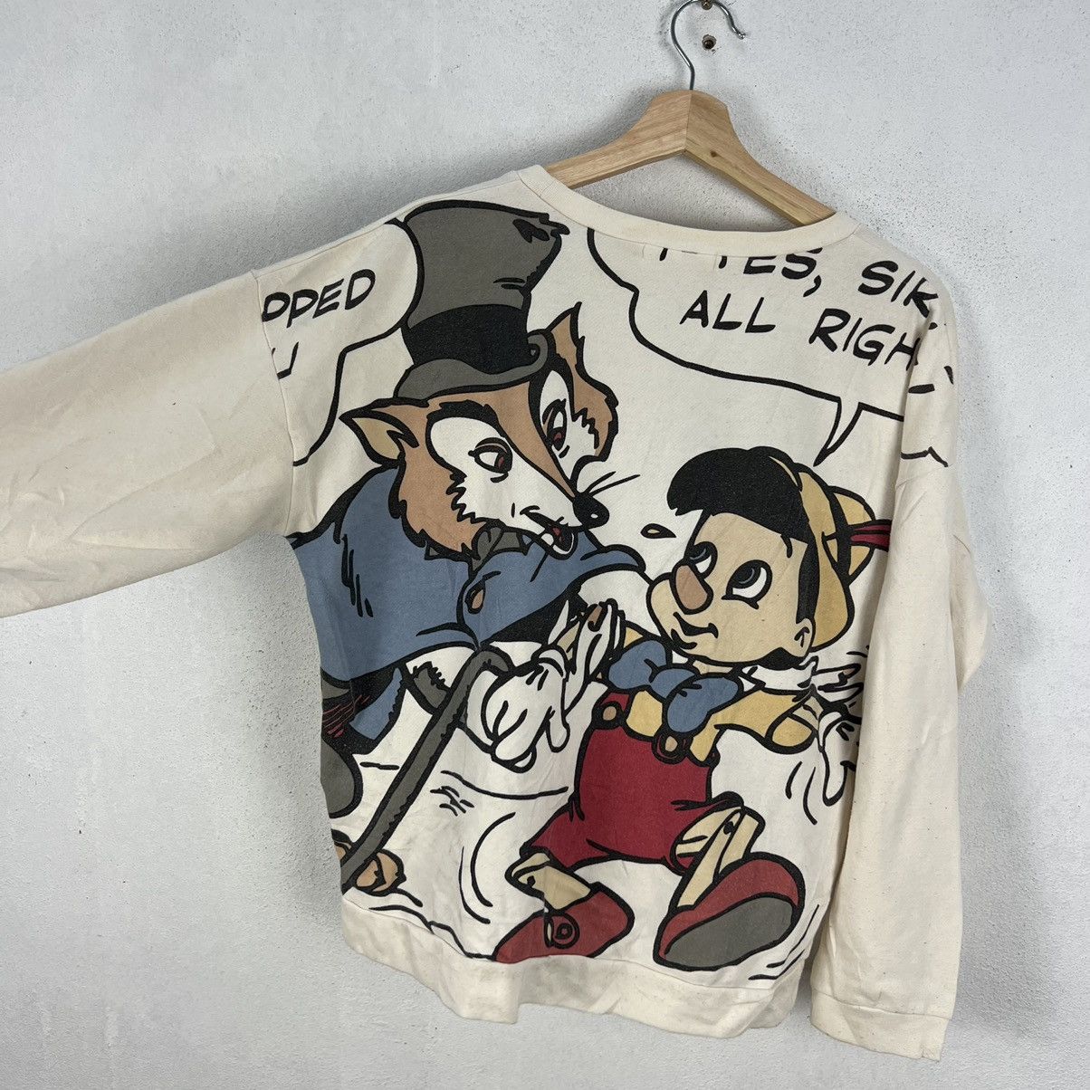 Disney LONG SLEEVE SWEATSHIRT DISNEY BIG LOGO CARTOON NETWORK Size US L / EU 52-54 / 3 - 8 Thumbnail