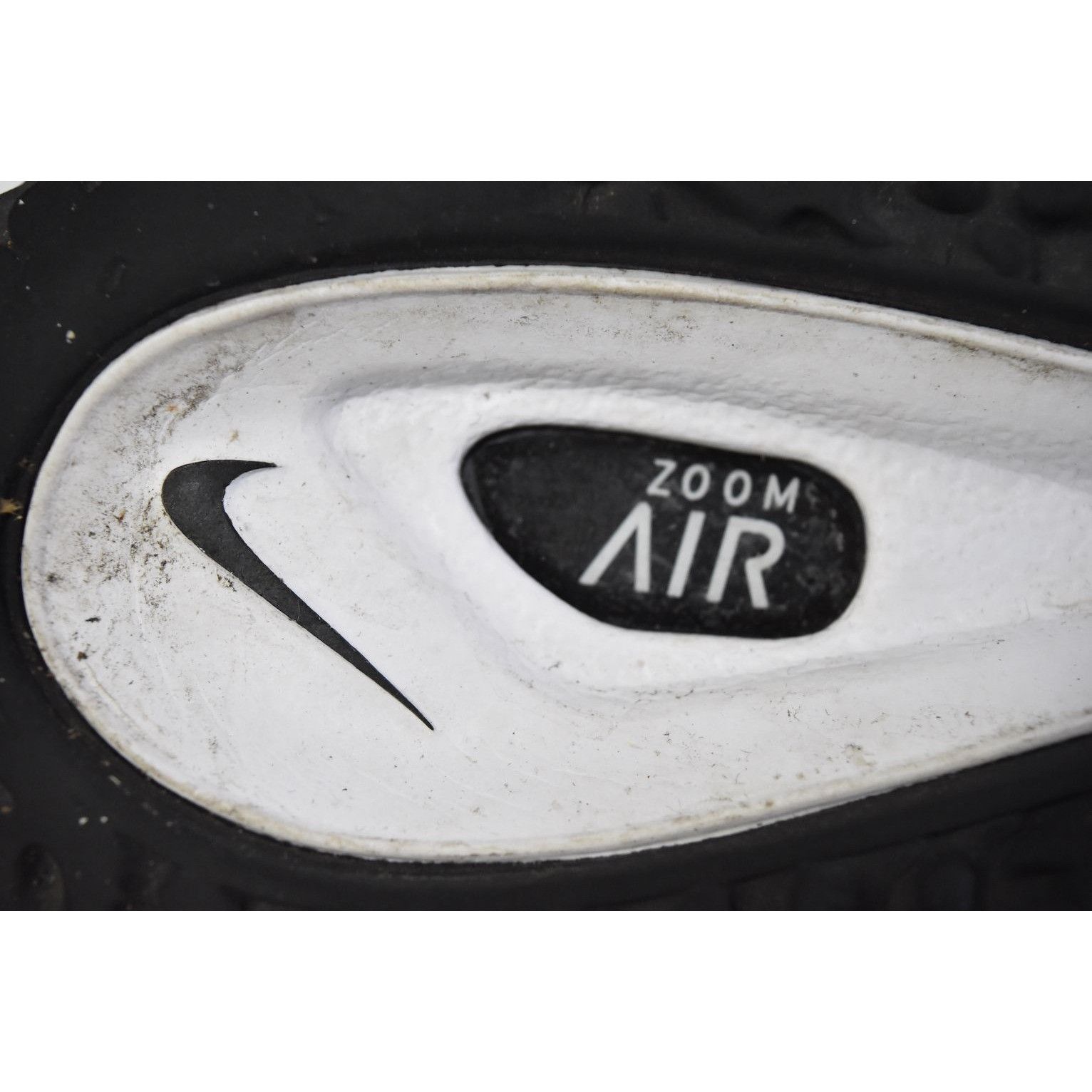 Givenchy × Nike × Riccardo Tisci NIKE x R.T/ZOOM LEGEND RICCARDO TISCI/23711 - 0510 141 Size US 9 / EU 42 - 7 Thumbnail
