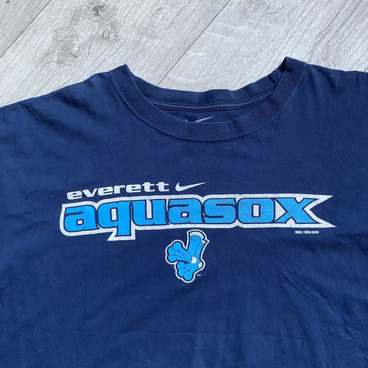 Nike NIKE Y2K CENTRE SWOOSH EVERETT AQUASOX MILB T SHIRT Size US XL / EU 56 / 4 - 2 Thumbnail