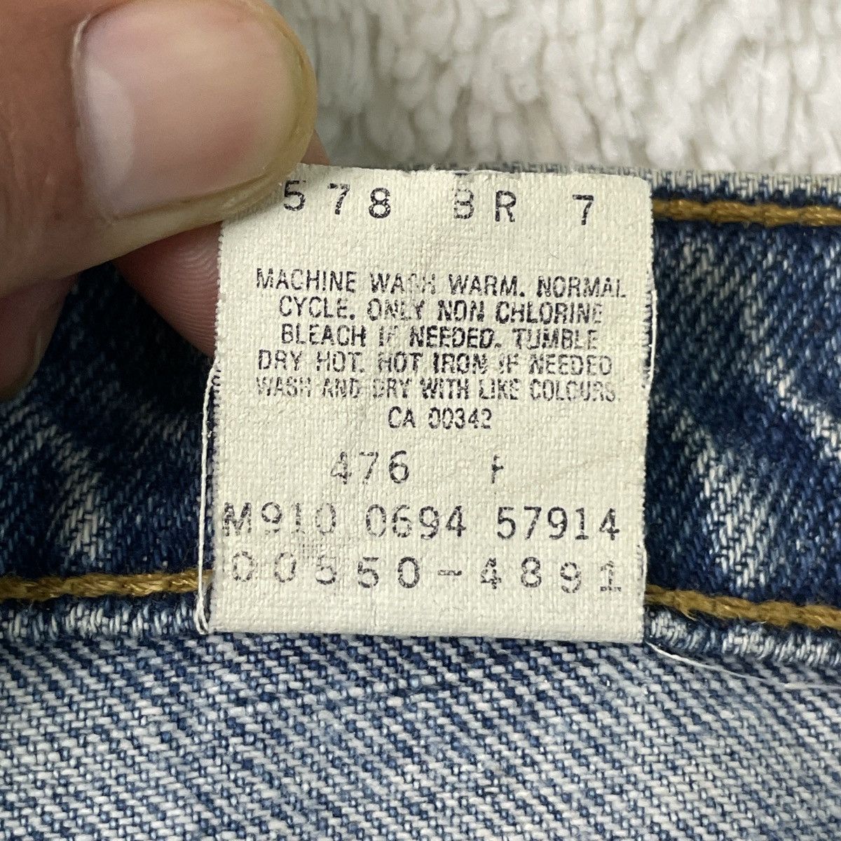 Levi's Vintage Levi's 550 Bondage Canada Mini Skirt Size 32" / US 10 / IT 46 - 14 Thumbnail