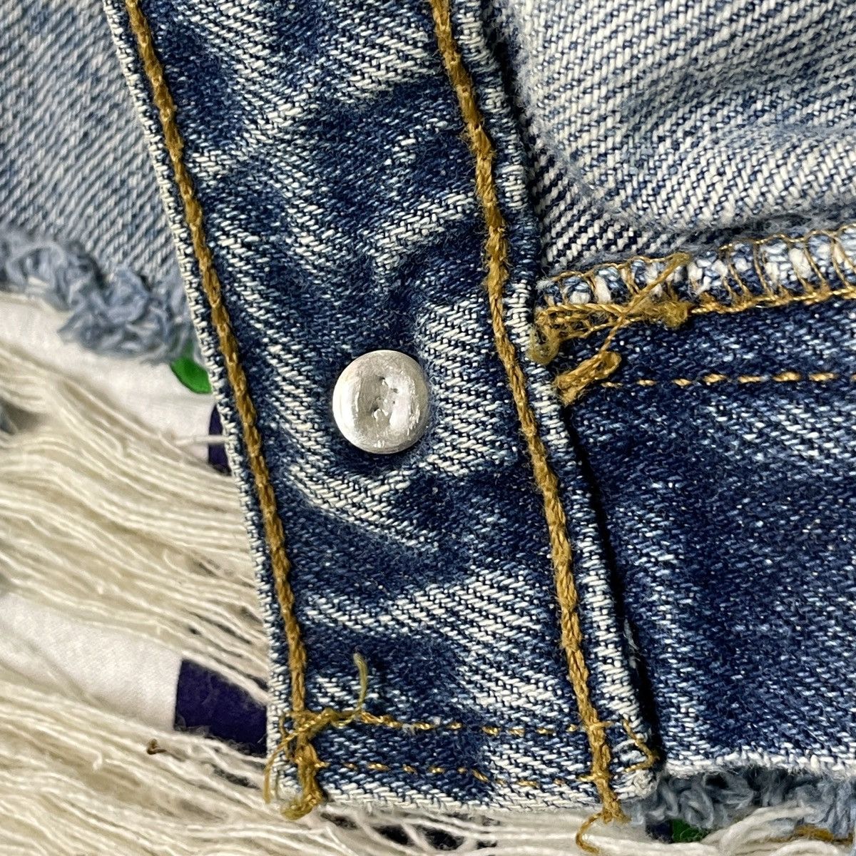 Levi's Vintage Levi's 550 Bondage Canada Mini Skirt Size 32" / US 10 / IT 46 - 12 Thumbnail