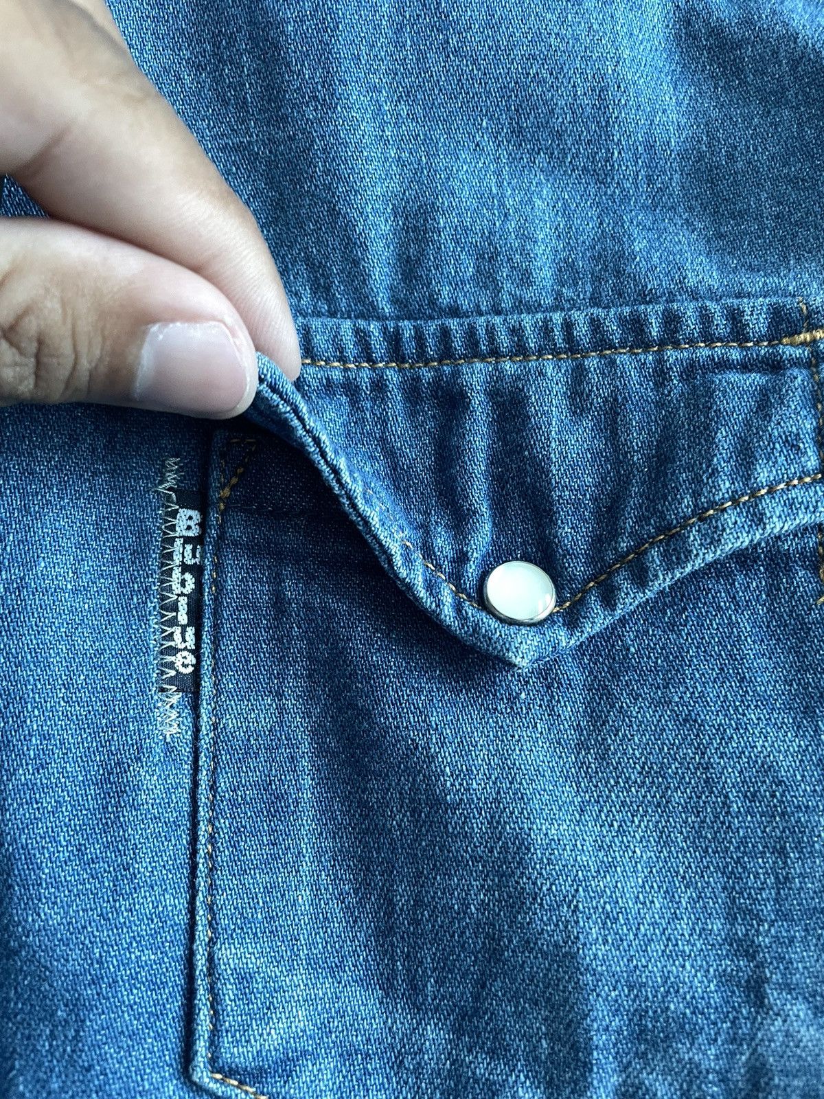 Blue Blue Japan BLUE BLUE JAPAN PEARL BUTTON SNAP Size US S / EU 44-46 / 1 - 5 Thumbnail