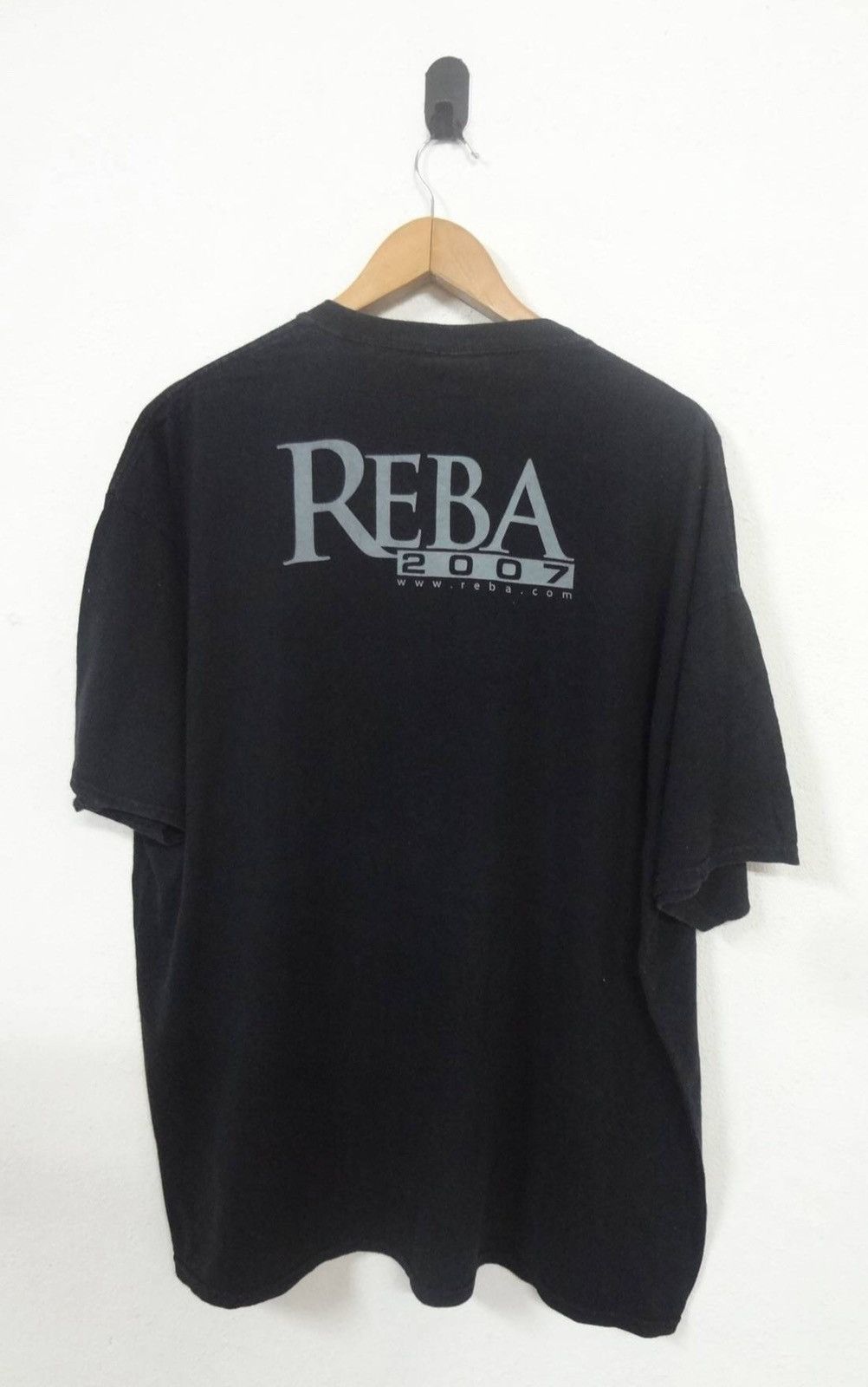 Band Tees Reba McEntire 2XL T-Shirt Country Singer Band cw21 Size US XXL / EU 58 / 5 - 2 Thumbnail