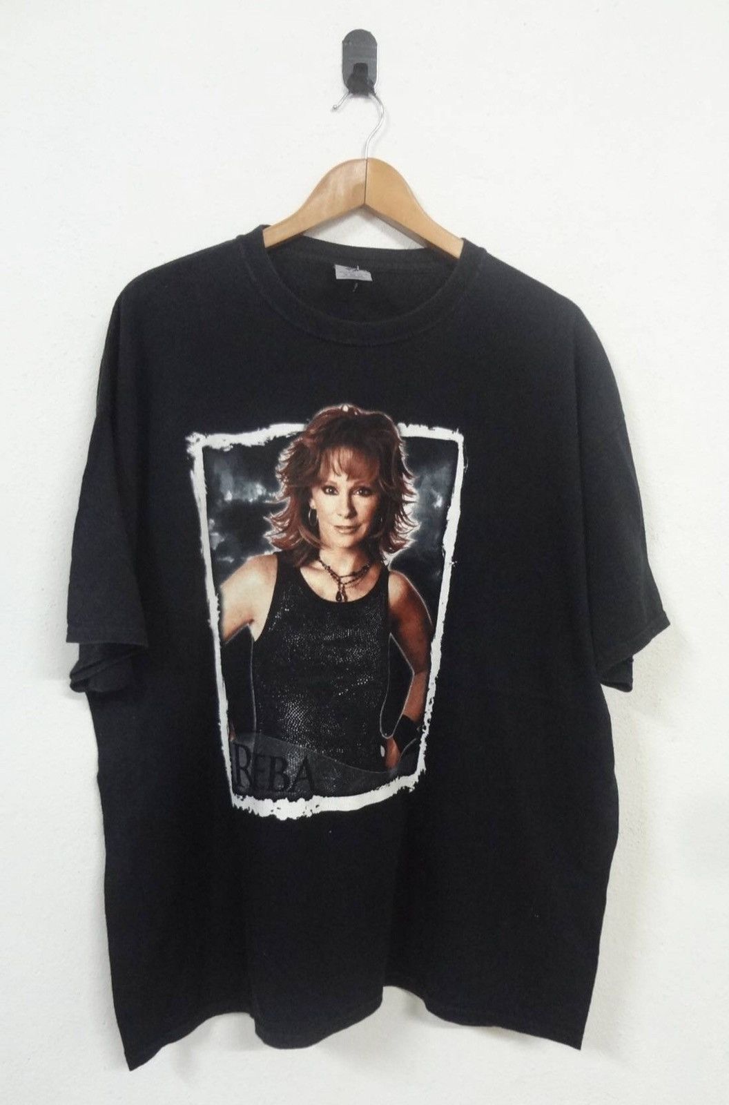 Band Tees Reba McEntire 2XL T-Shirt Country Singer Band cw21 Size US XXL / EU 58 / 5 - 1 Thumbnail