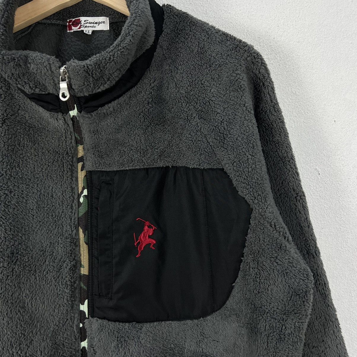 Japanese Brand VINTAGE LAD SWINGER SPORTS FLEECE SHERPA JACKET MADE INJAPAN Size US L / EU 52-54 / 3 - 5 Thumbnail