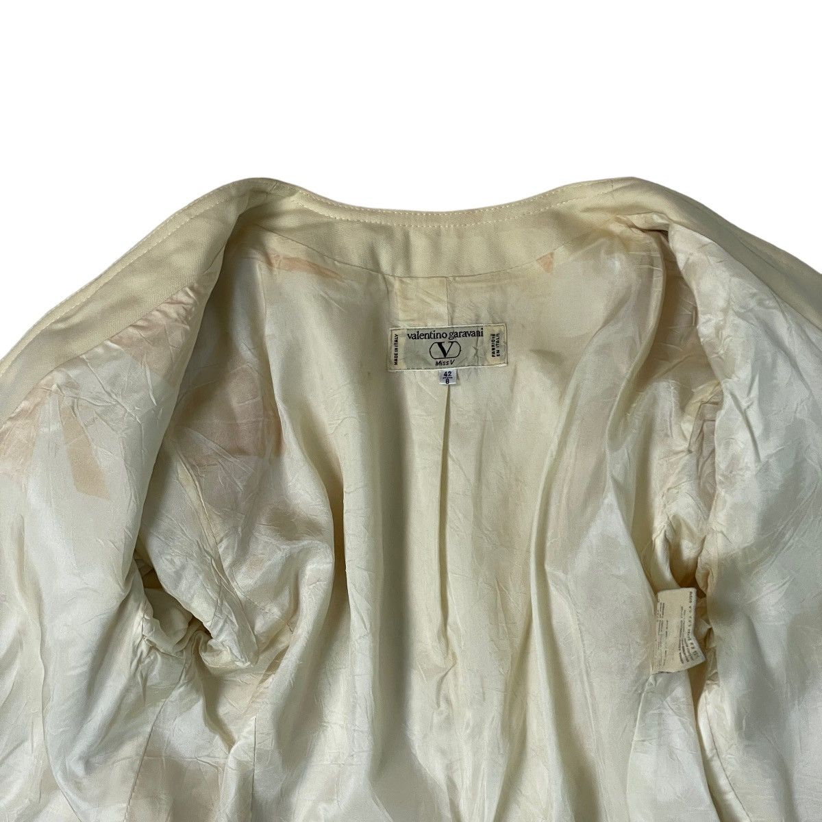 Valentino Valentino Garavani Miss V V Button Coat Size M / US 6-8 / IT 42-44 - 17 Thumbnail