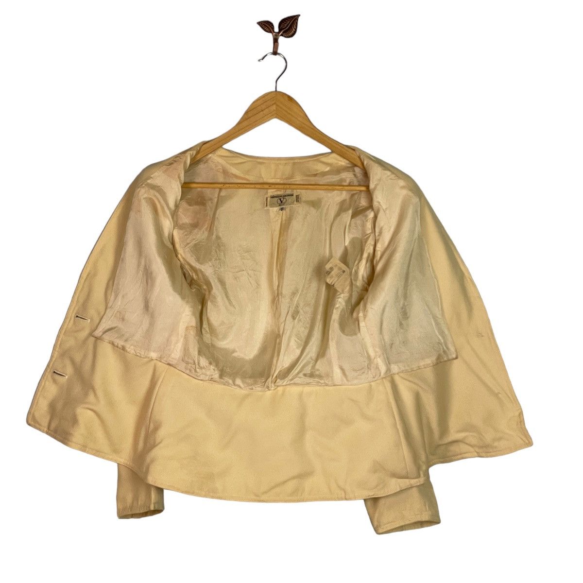 Valentino Valentino Garavani Miss V V Button Coat Size M / US 6-8 / IT 42-44 - 12 Thumbnail
