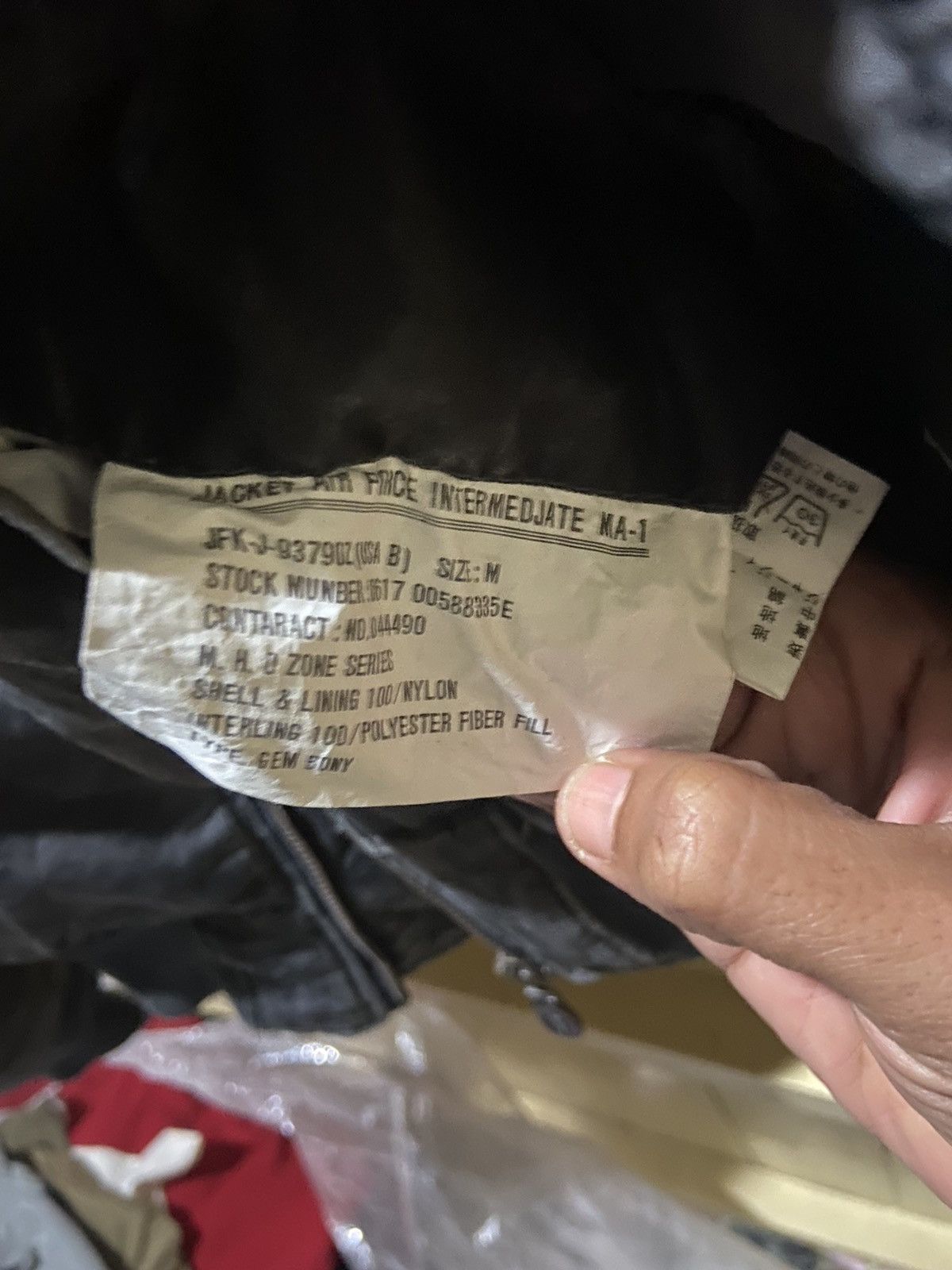 Vintage Vintage USAF Intermedjate MA-1 Flight Bomber Jacket Size US M / EU 48-50 / 2 - 4 Thumbnail