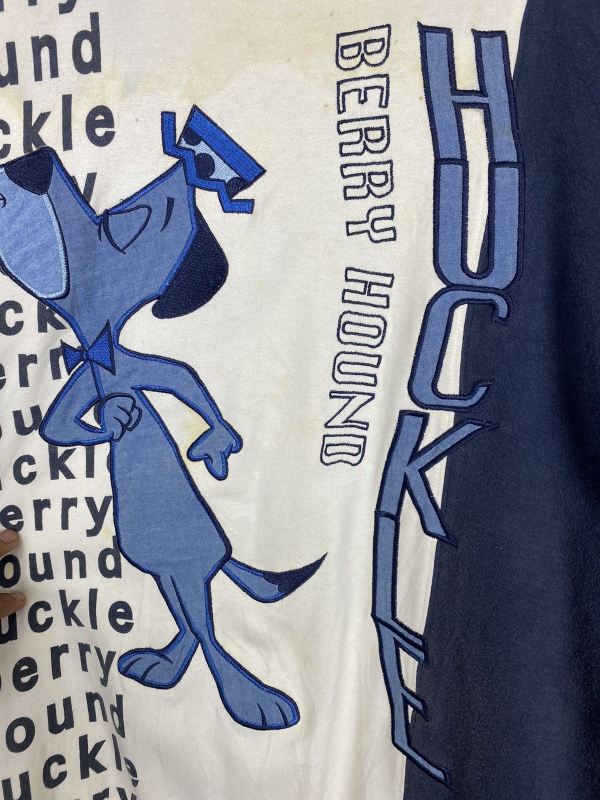 Japanese Brand × Vintage VINTAGE PIASPORT HUCKLE BERRY HOUND SWEATER Size US L / EU 52-54 / 3 - 4 Thumbnail