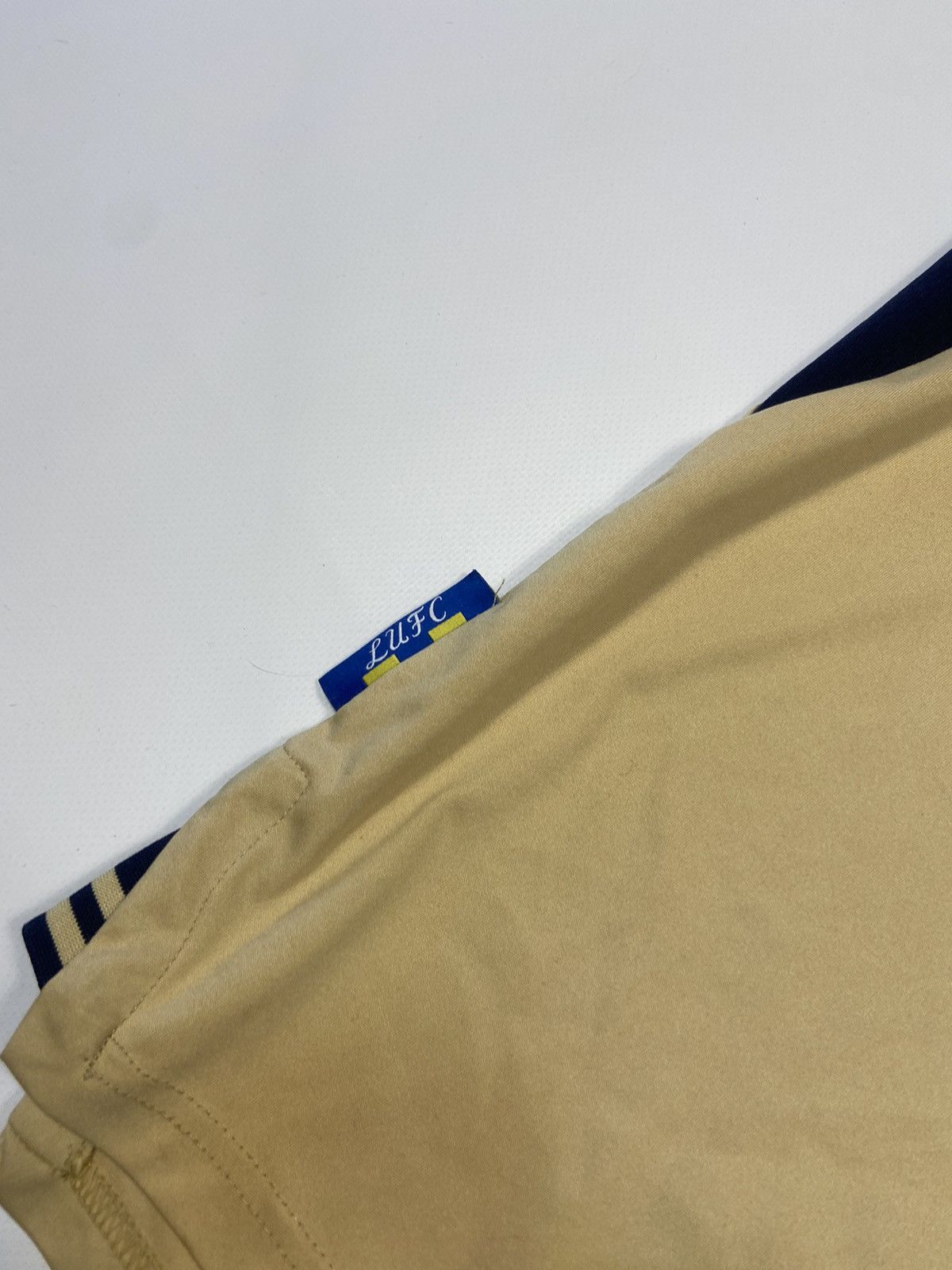 Macron Macron Leeds United soccer jersey rare Streetwear football Size US XXL / EU 58 / 5 - 3 Thumbnail