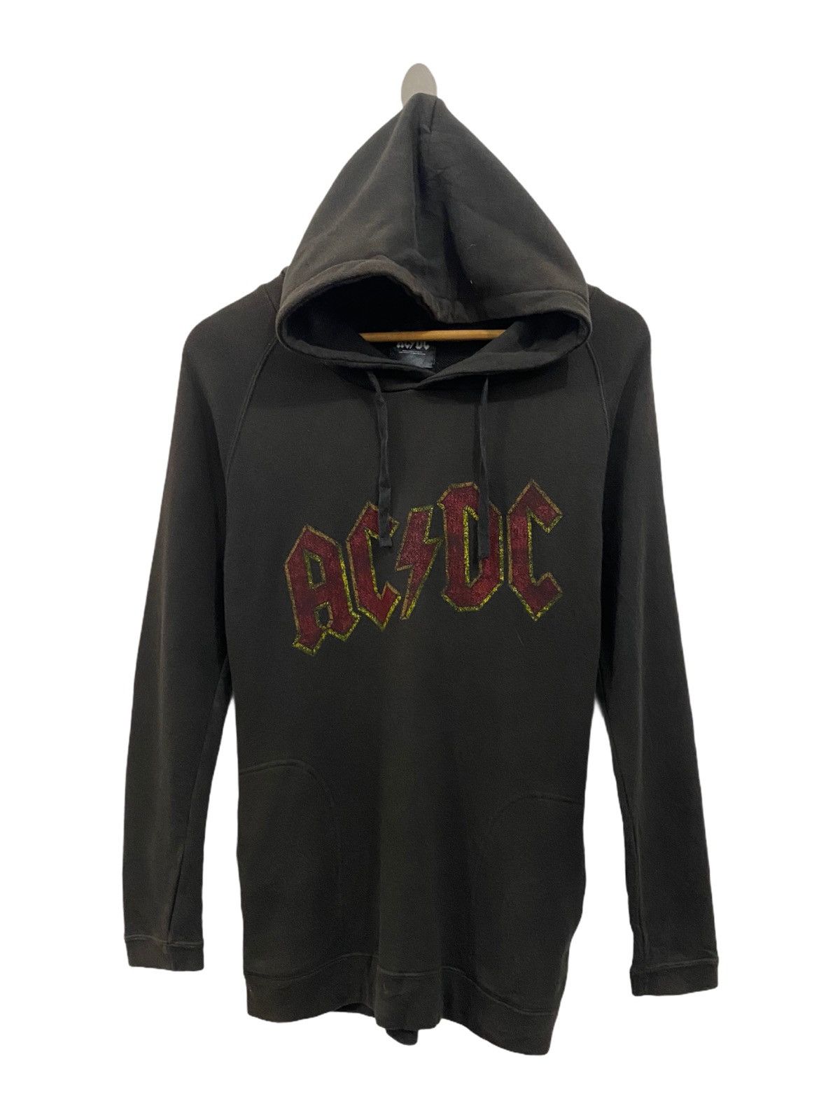 AC/DC × Band Tees 2010 AC/DC HODDIES Size US S / EU 44-46 / 1 - 1 Thumbnail
