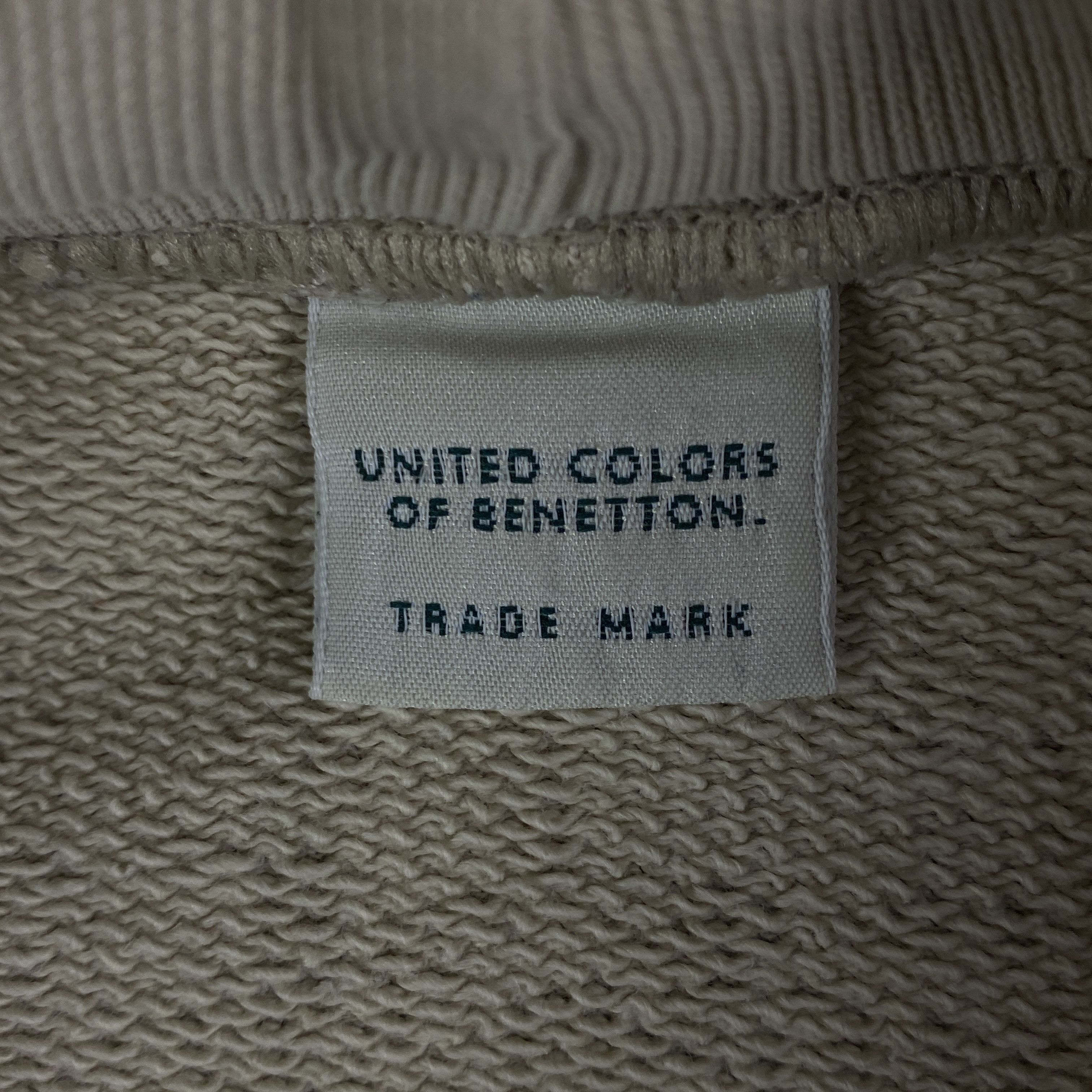 Benetton × Japanese Brand × Vintage Men’s Sweatshirt Long Sleeve Benetton Vintage Size L Size US L / EU 52-54 / 3 - 7 Thumbnail