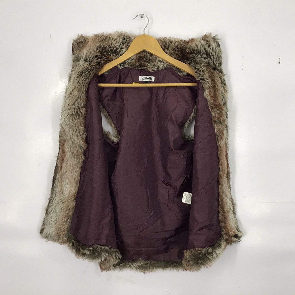 In The Attic × Japanese Brand RARE🔥FUR VEST IN THE ATTIC JAPANESE STYLE FUR VESTS Size US L / EU 52-54 / 3 - 5 Thumbnail