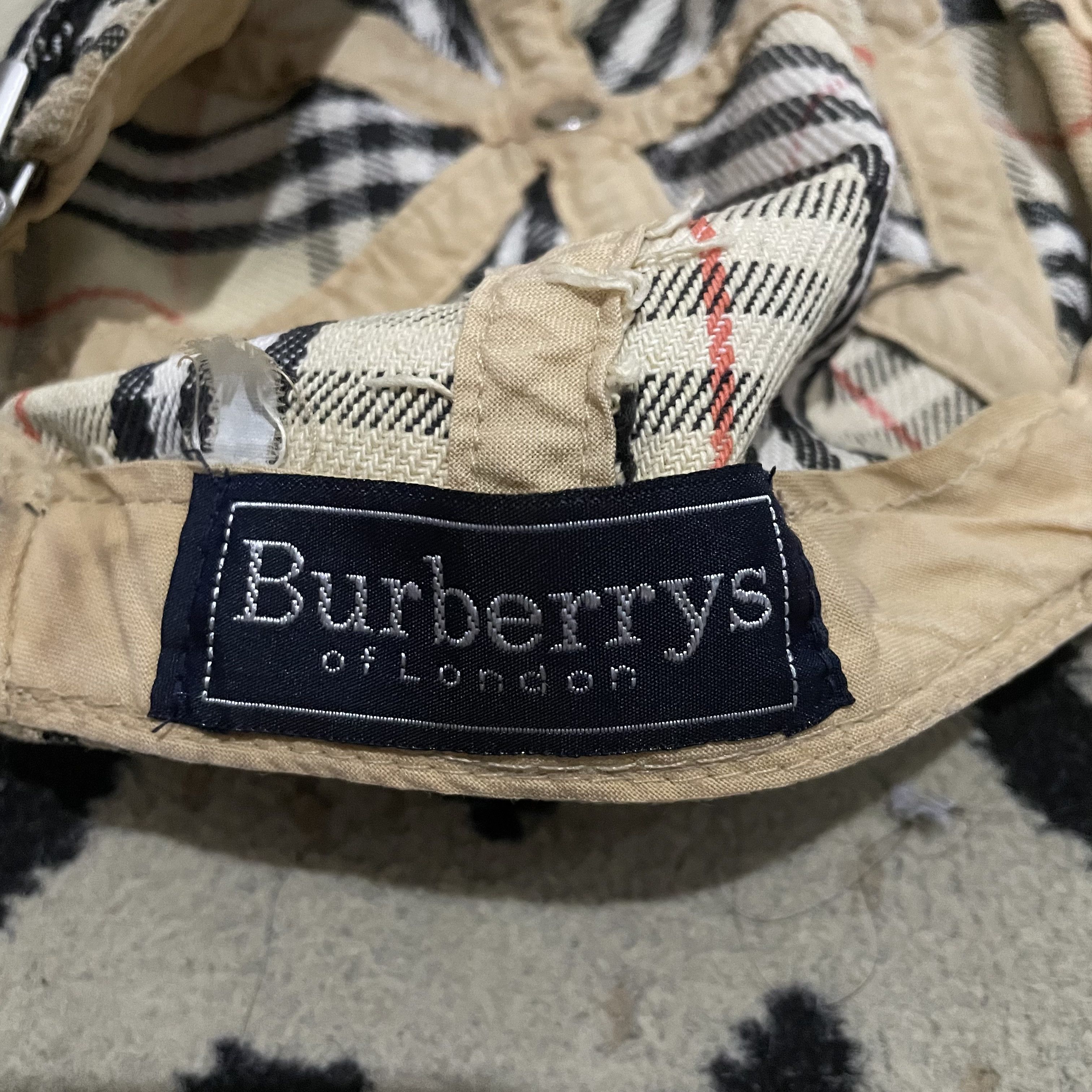 Burberry Burberry Hats Size ONE SIZE - 5 Thumbnail