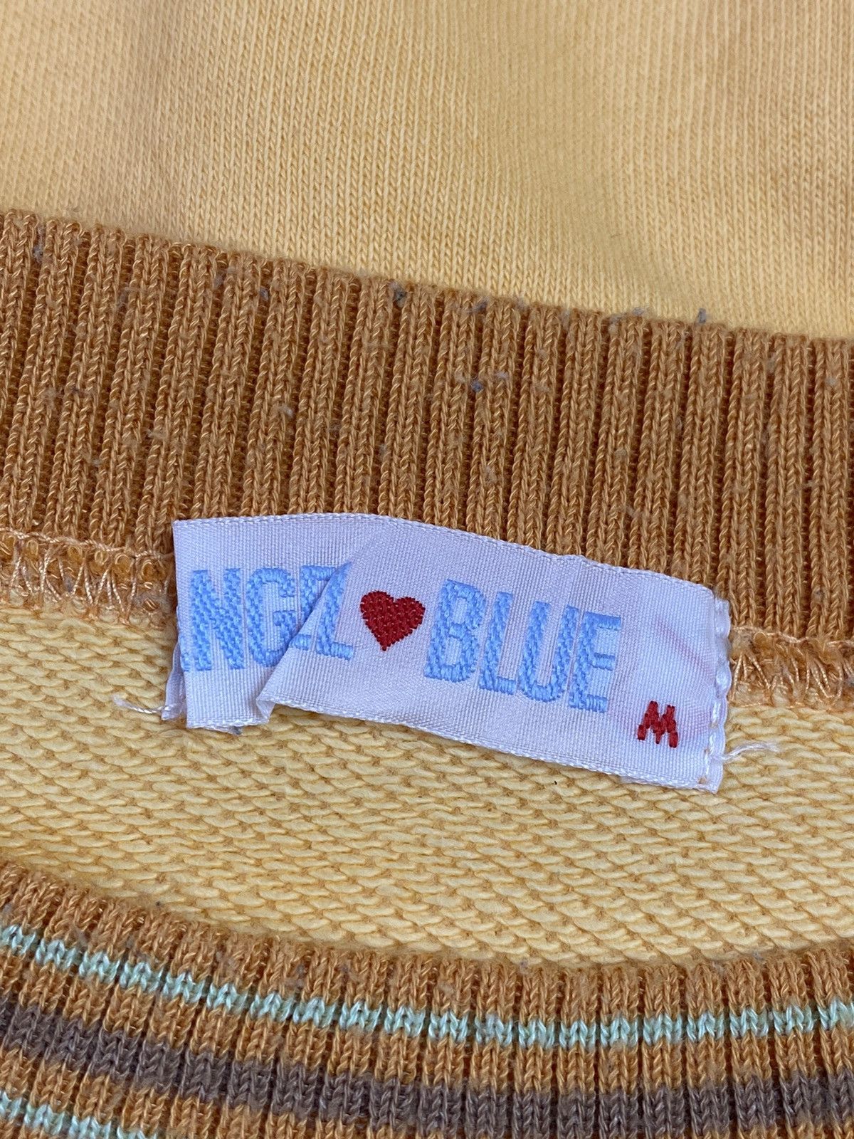 Angel Blue 1990s Angel Blue - Pop N Cute Apple Sweatshirt Size US M / EU 48-50 / 2 - 5 Thumbnail