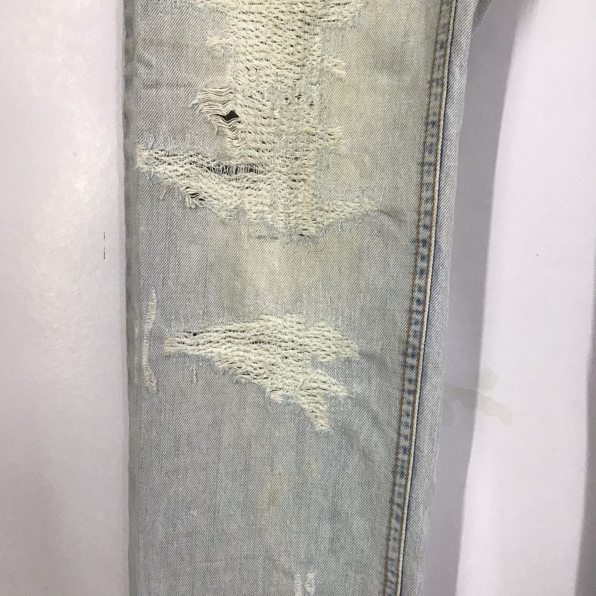 Dolce & Gabbana × Seditionaries D&G Dolce & Gabbana Ripped Distressed light wash pants Size US 32 / EU 48 - 5 Thumbnail
