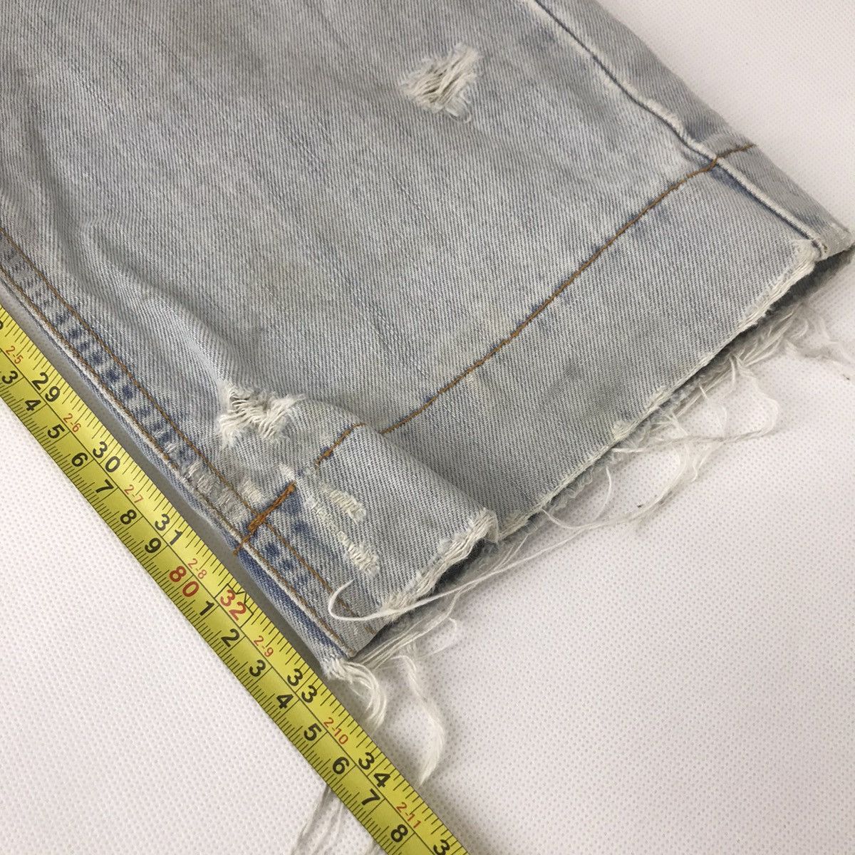 Dolce & Gabbana × Seditionaries D&G Dolce & Gabbana Ripped Distressed light wash pants Size US 32 / EU 48 - 22 Thumbnail