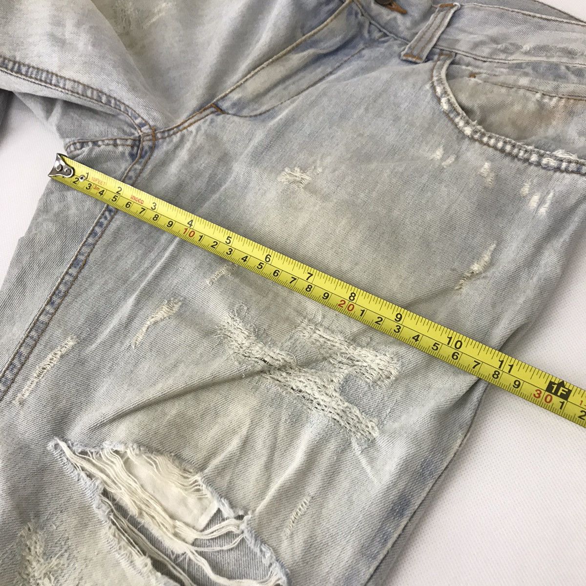 Dolce & Gabbana × Seditionaries D&G Dolce & Gabbana Ripped Distressed light wash pants Size US 32 / EU 48 - 20 Thumbnail