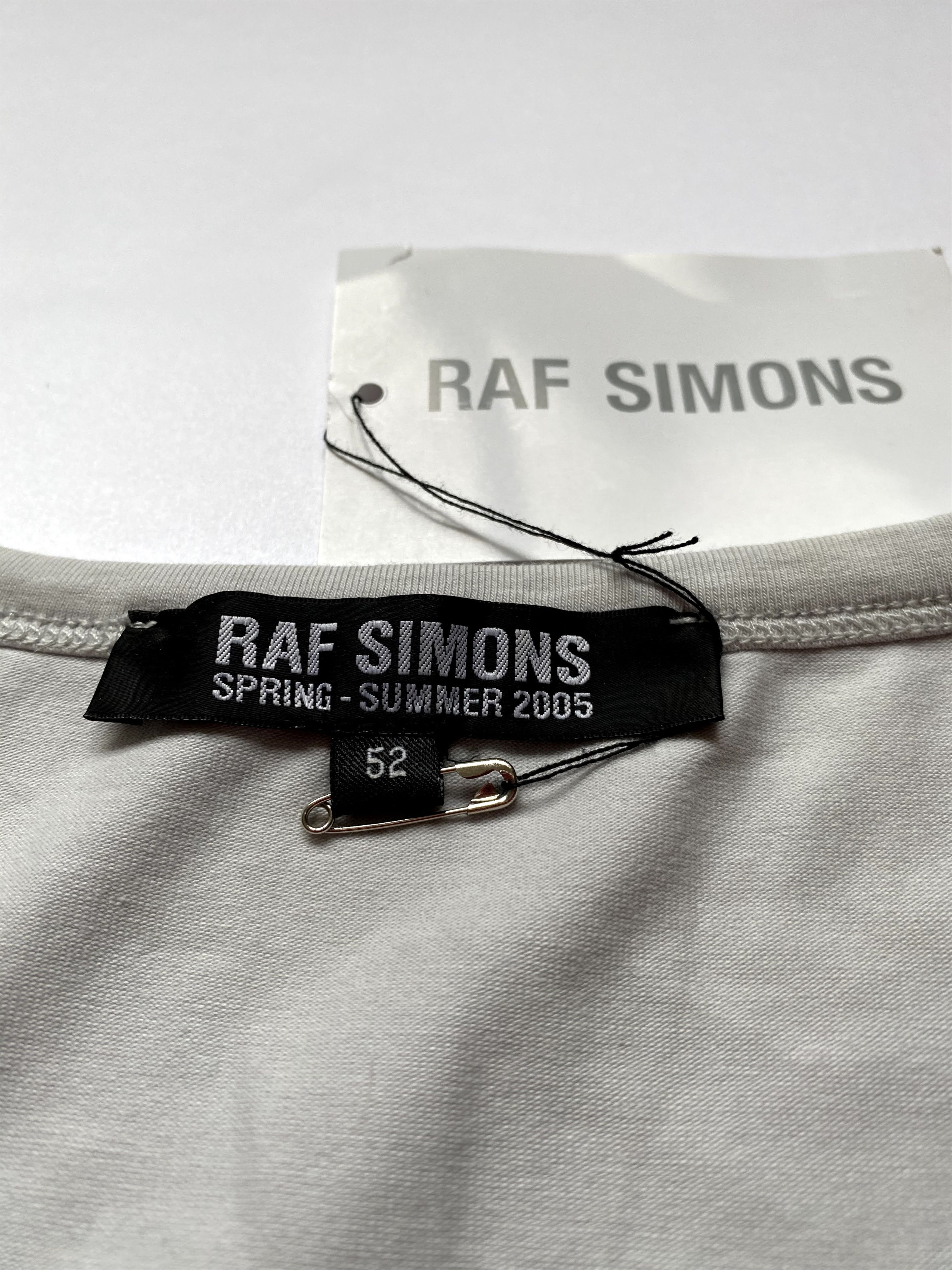 Raf Simons ⚡️QUICK SALE⚡️ 2005 Raf Simons Grey Shortsleeve Tshirt Size US L / EU 52-54 / 3 - 4 Thumbnail