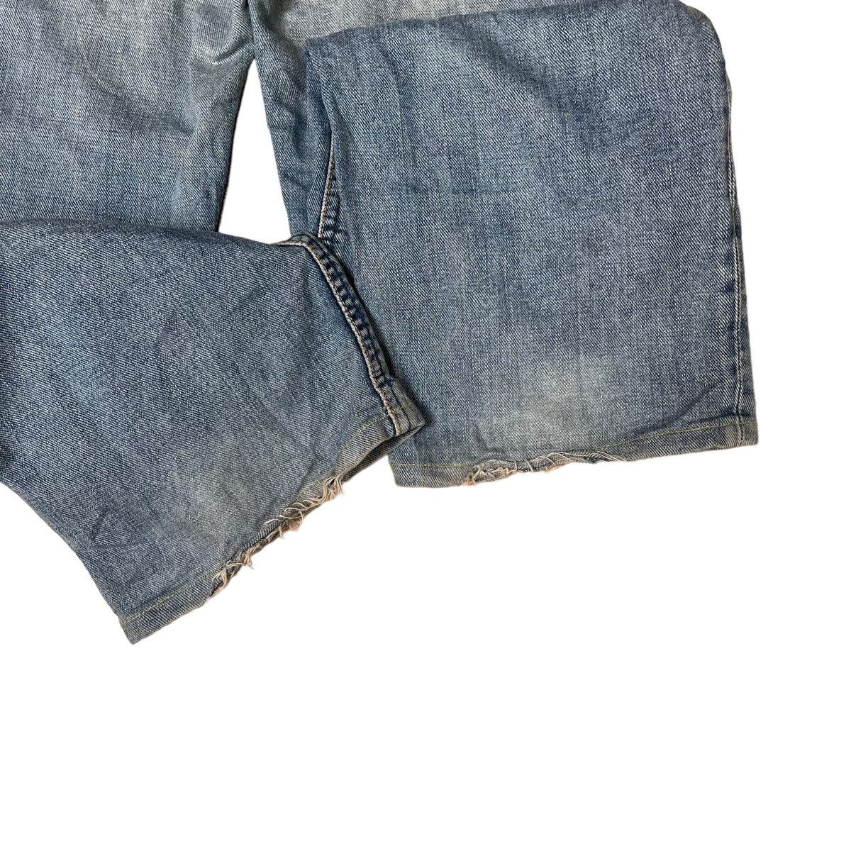 Lee VINTAGE LEE RIDER SANFORIZED HALF-SELVEDGE DISTRESSED DENIM Size US 30 / EU 46 - 13 Thumbnail