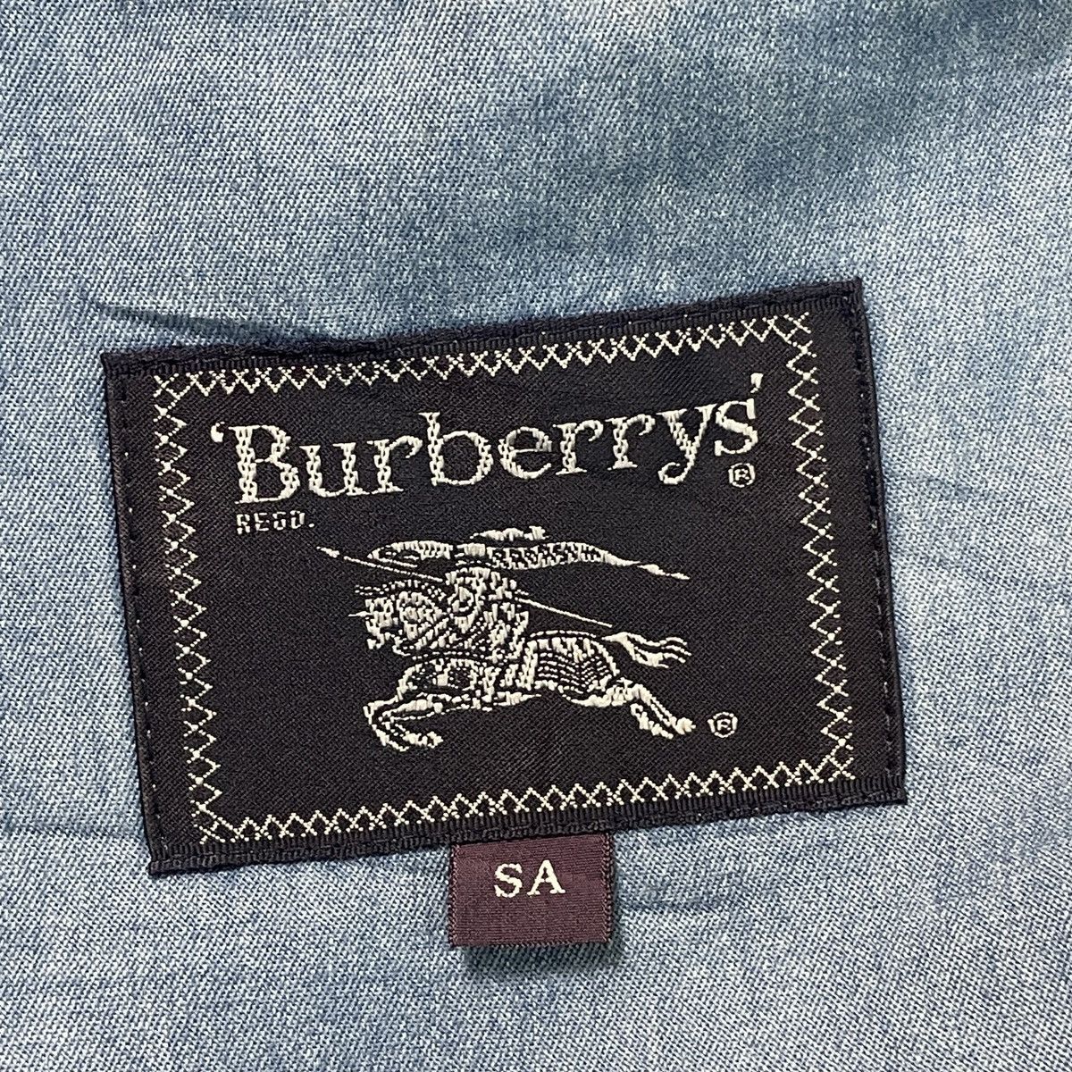 Burberry Burberrys Denim Blue Burberrys Buttons Coat Size US S / EU 44-46 / 1 - 15 Thumbnail