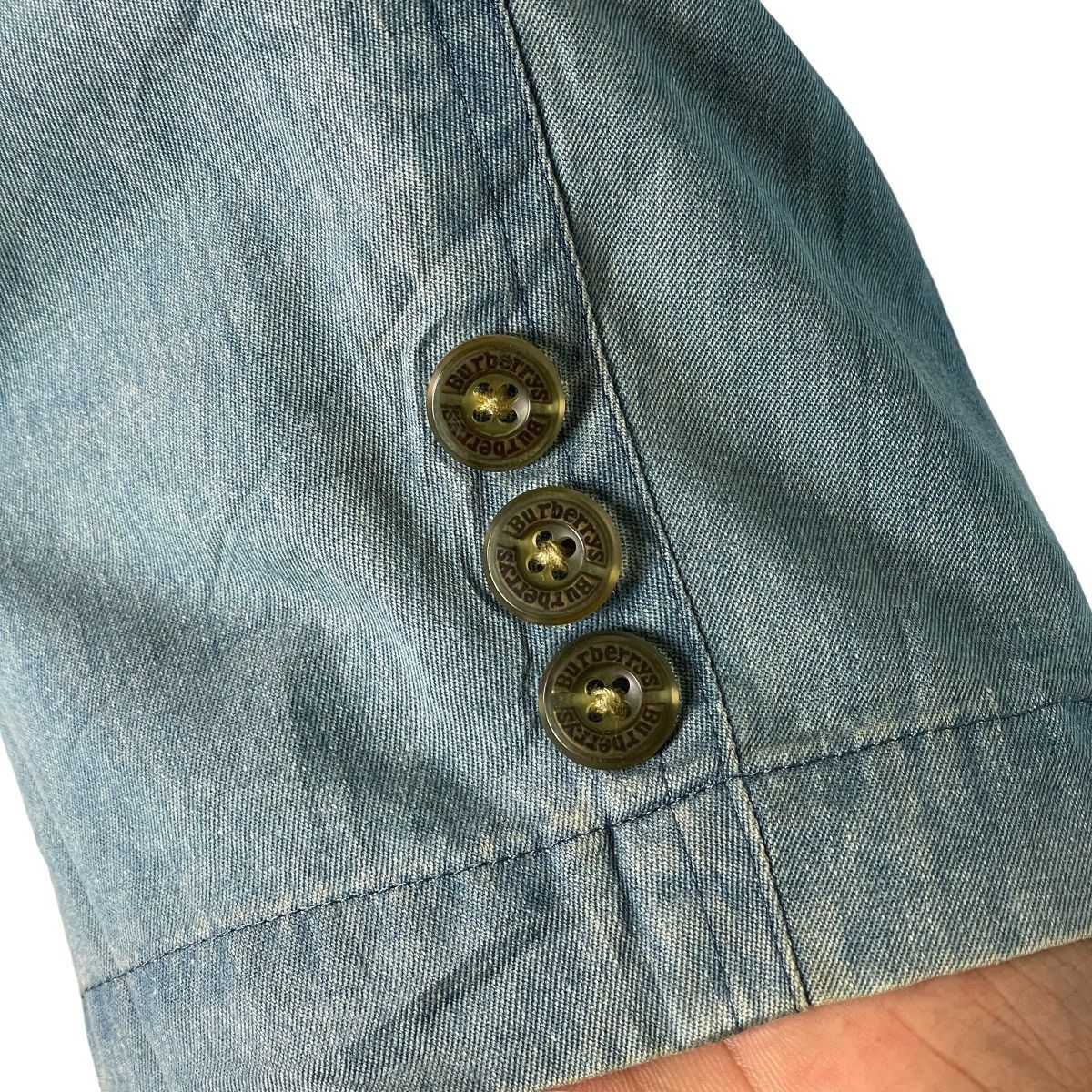 Burberry Burberrys Denim Blue Burberrys Buttons Coat Size US S / EU 44-46 / 1 - 12 Thumbnail