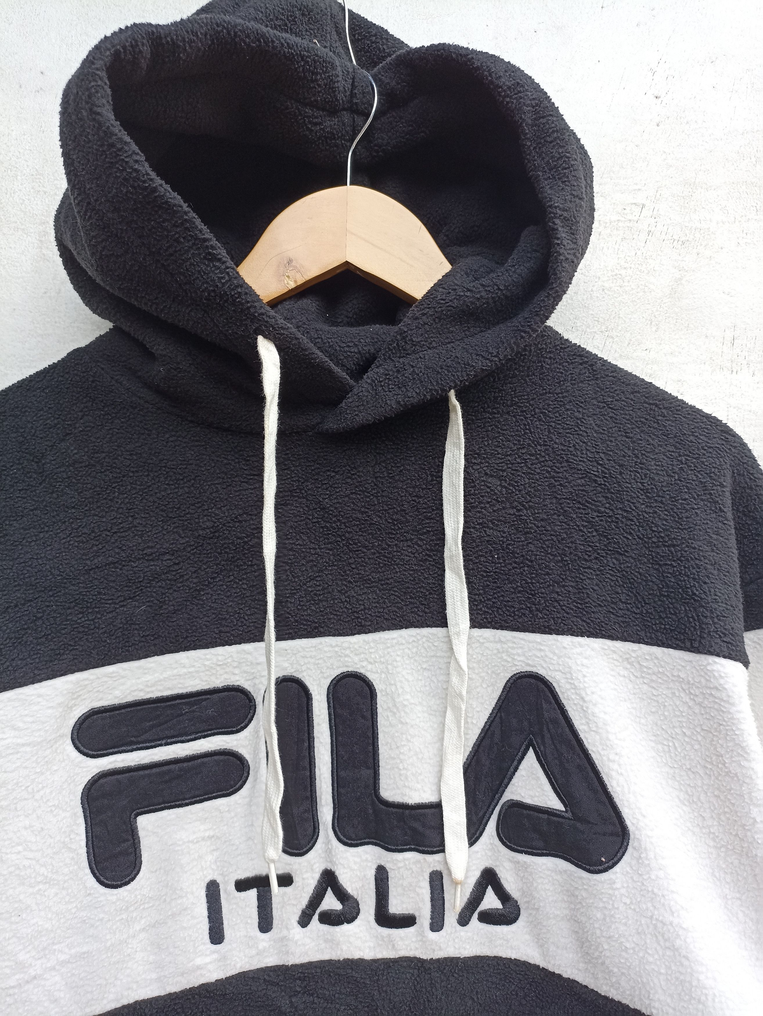 Fila Fila Hoodies spell out Size US M / EU 48-50 / 2 - 6 Thumbnail
