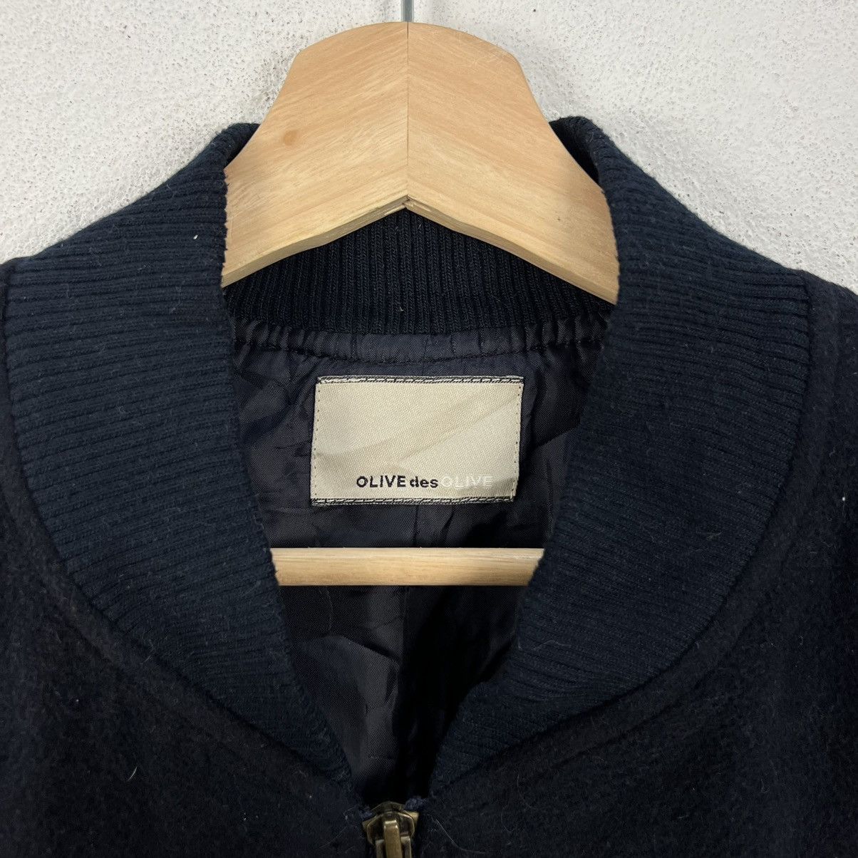 Japanese Brand VINTAGE VARSITY JACKET OLIVE DES OLIVE BIG LOGO Size US M / EU 48-50 / 2 - 4 Thumbnail