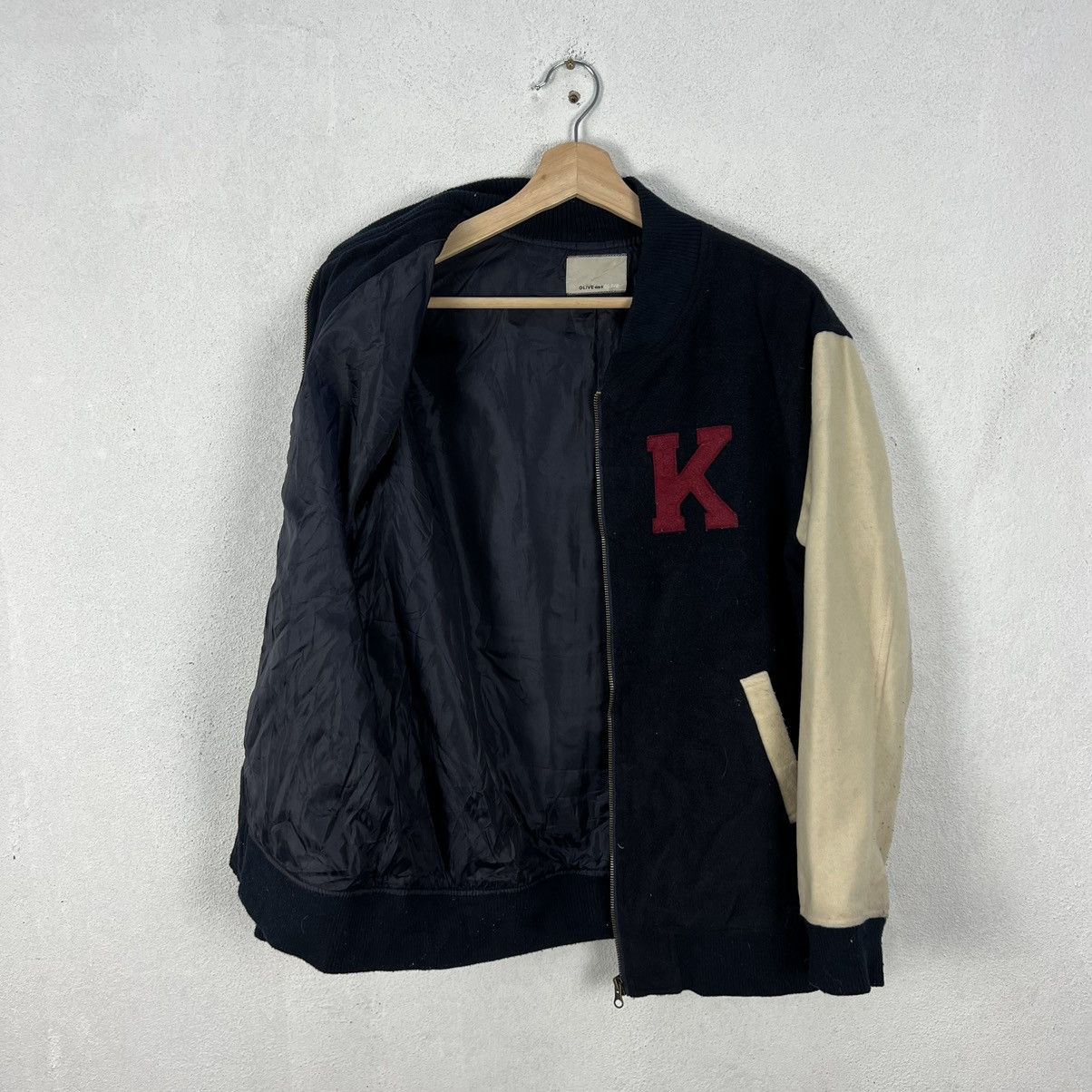 Japanese Brand VINTAGE VARSITY JACKET OLIVE DES OLIVE BIG LOGO Size US M / EU 48-50 / 2 - 8 Thumbnail