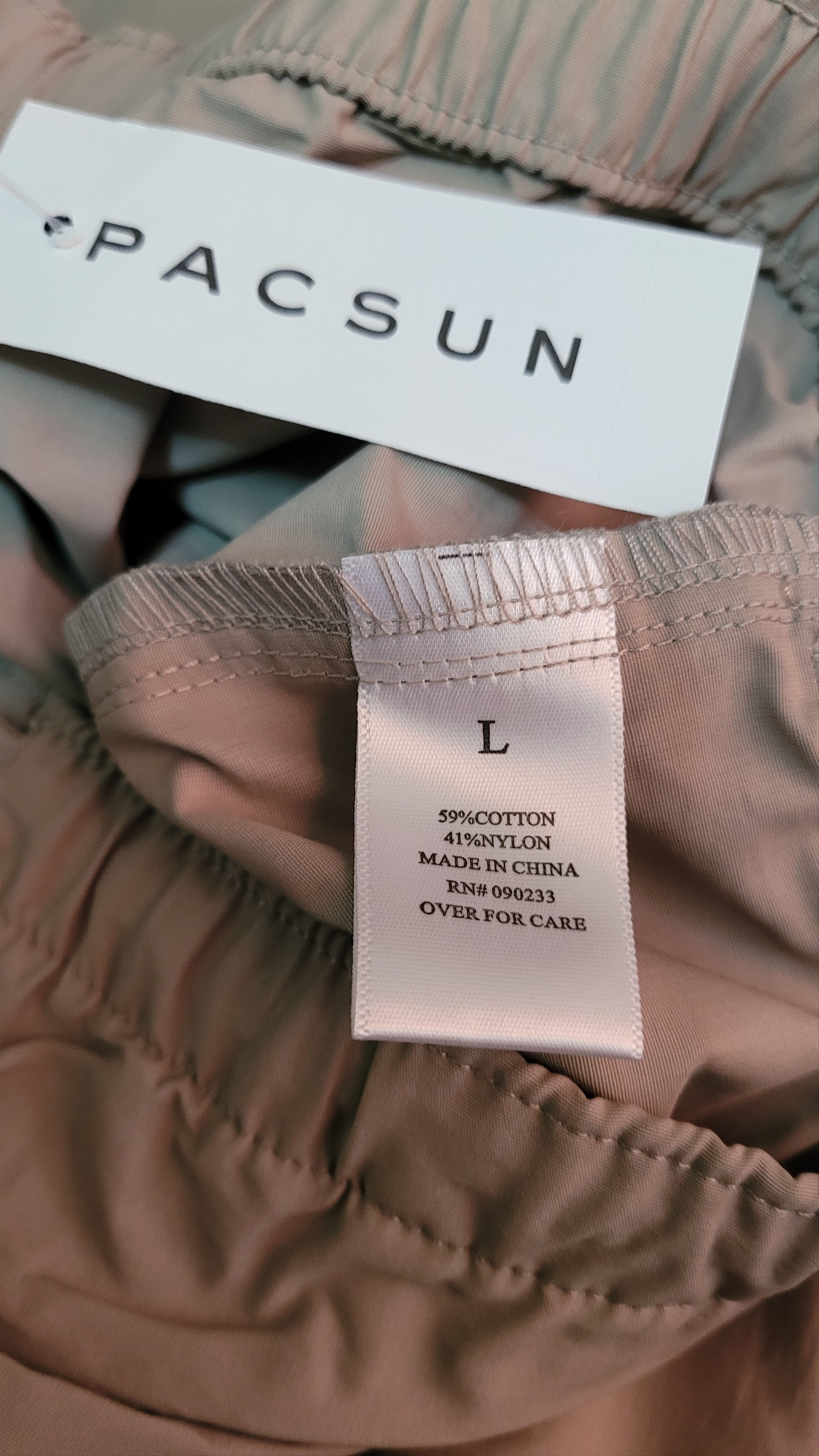 Fear of God FOG ESSENTIALS Volley Shorts Taupe sz L Size US 34 / EU 50 - 10 Thumbnail