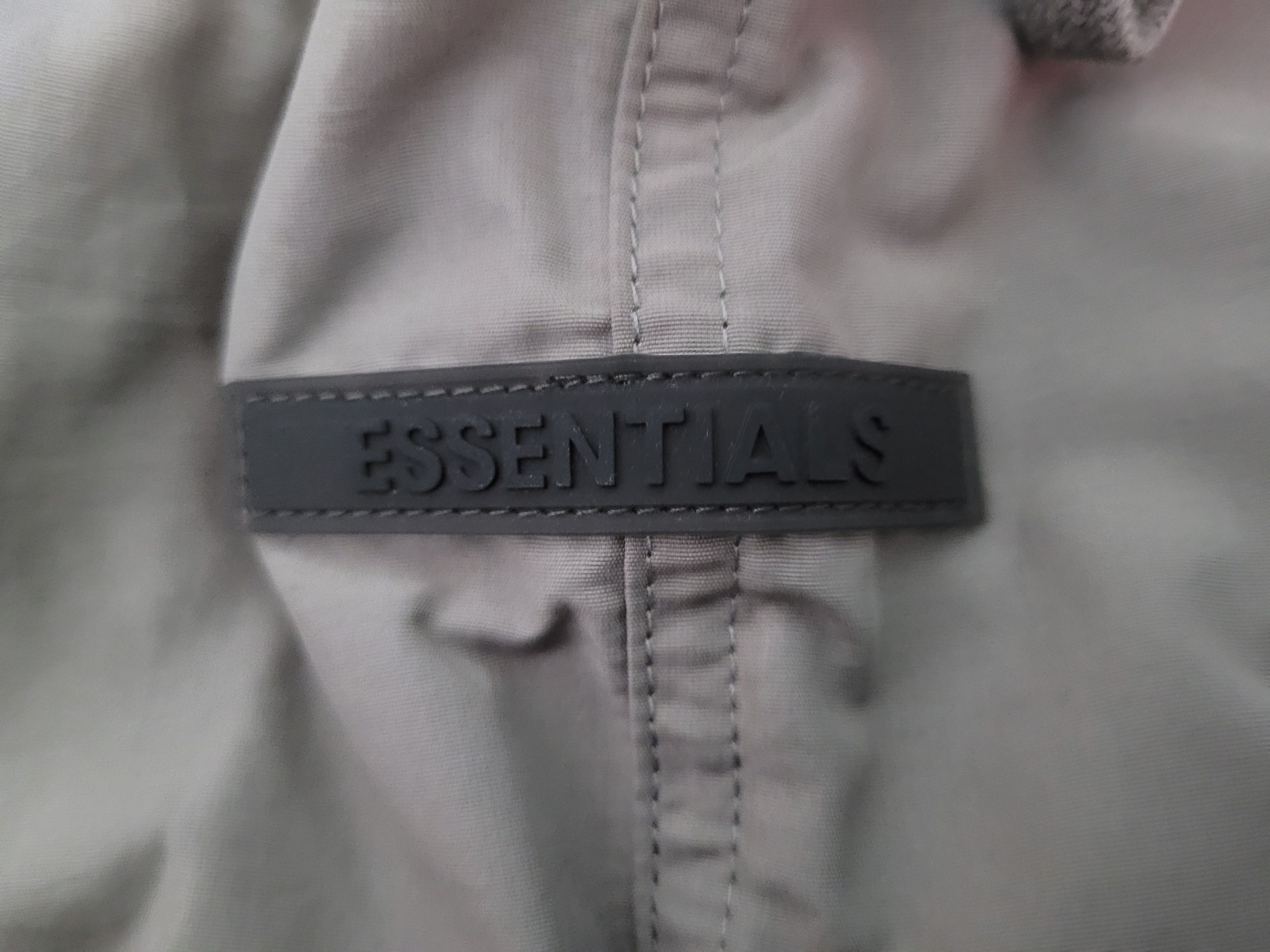 Fear of God FOG ESSENTIALS Volley Shorts Taupe sz L Size US 34 / EU 50 - 4 Thumbnail