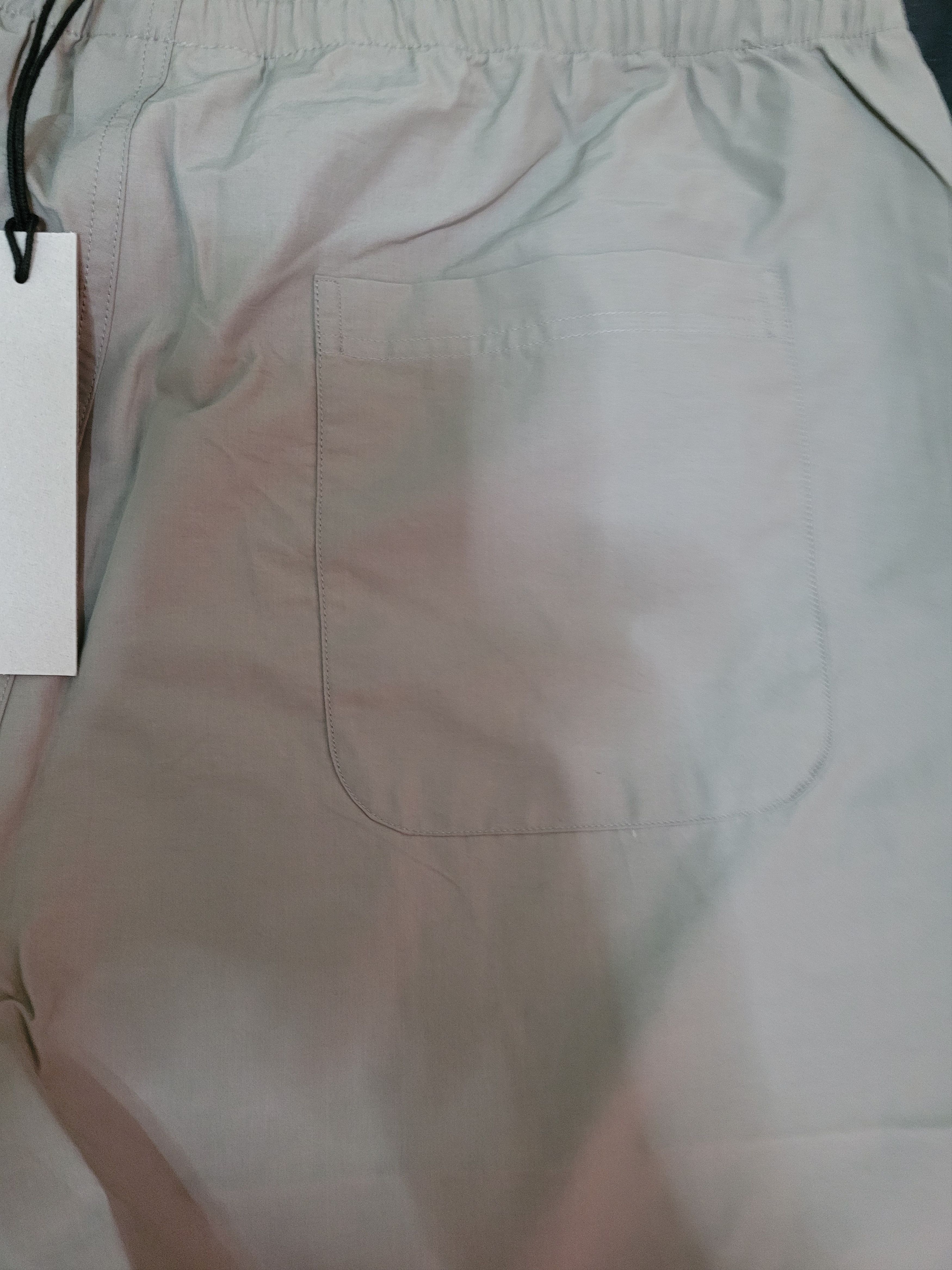 Fear of God FOG ESSENTIALS Volley Shorts Taupe sz L Size US 34 / EU 50 - 7 Thumbnail